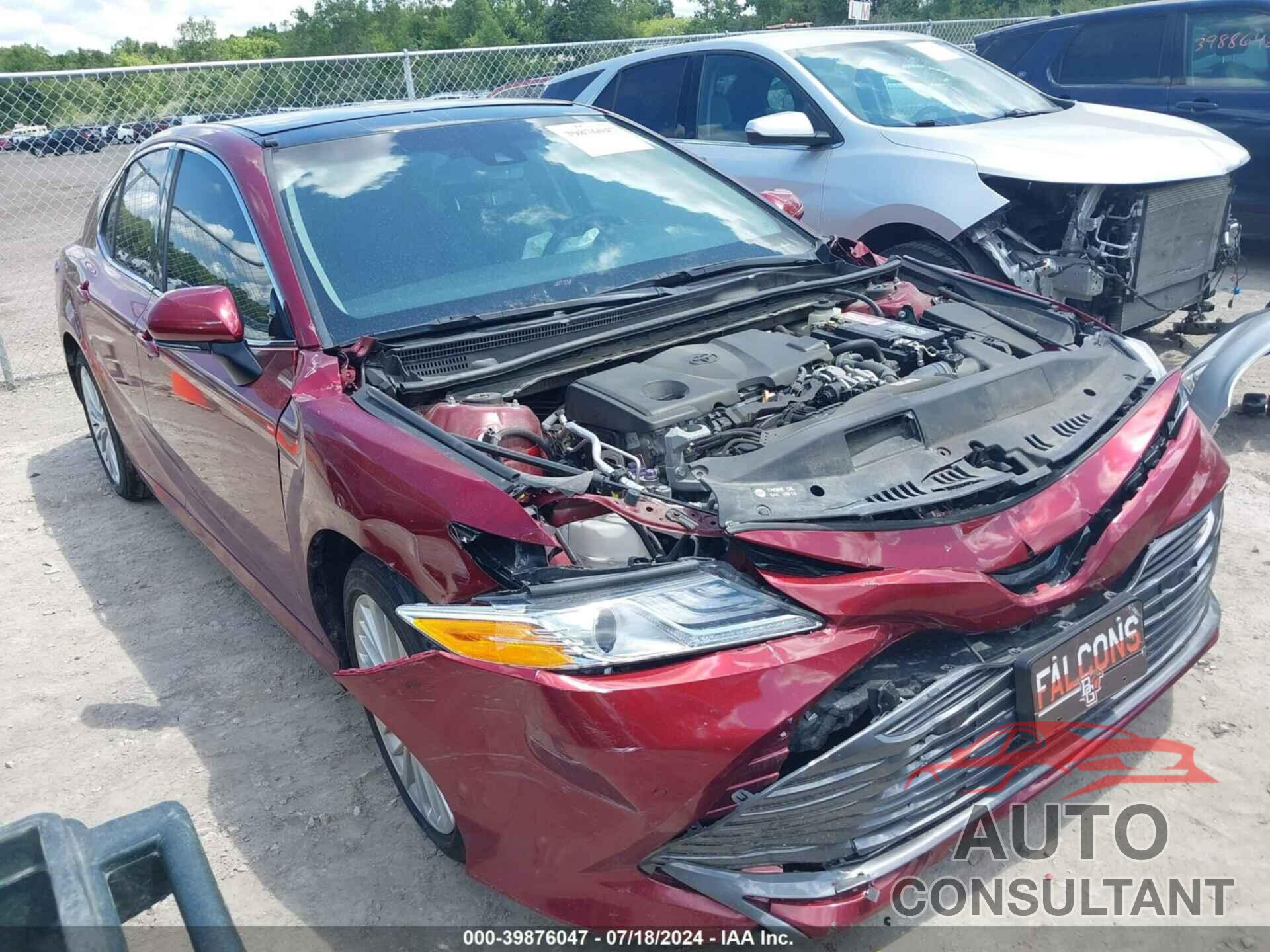 TOYOTA CAMRY 2018 - 4T1B11HK7JU603339