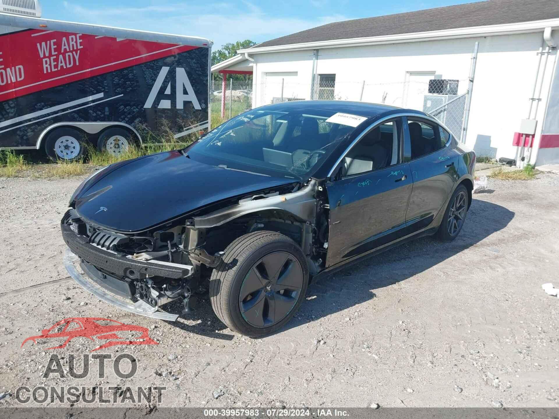 TESLA MODEL 3 2019 - 5YJ3E1EB0KF385210