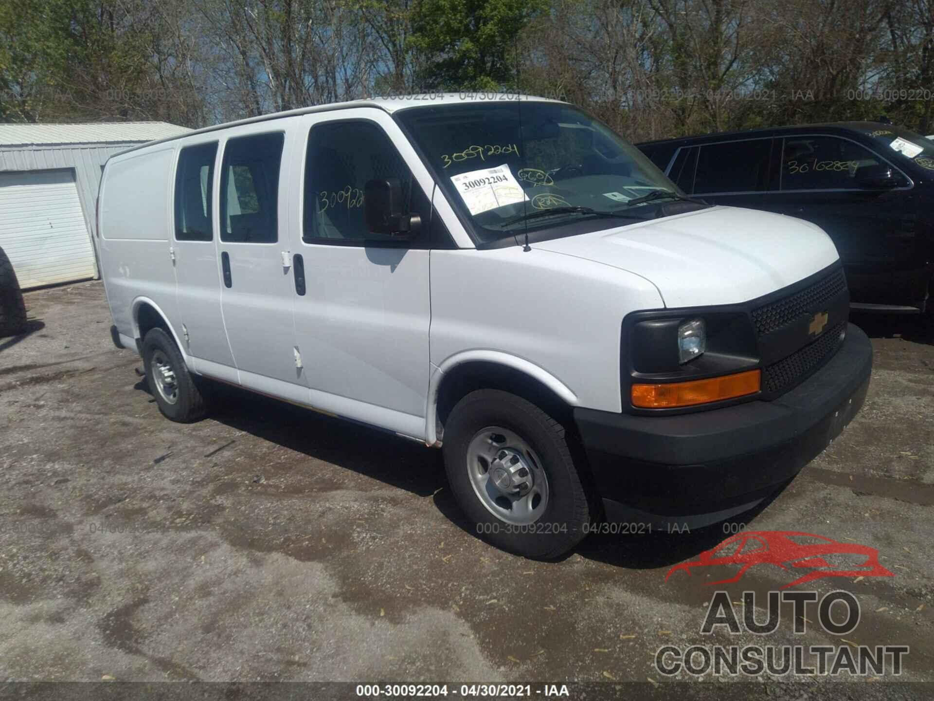 CHEVROLET EXPRESS CARGO VAN 2017 - 1GCWGAFF6H1264045