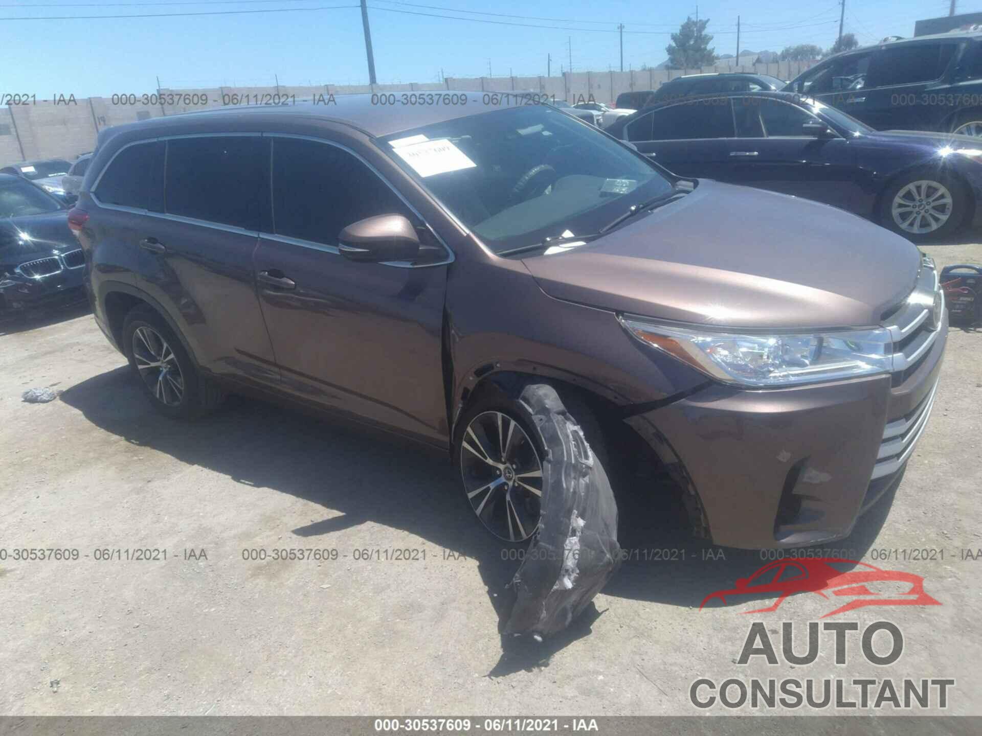 TOYOTA HIGHLANDER 2017 - 5TDZZRFH6HS211100