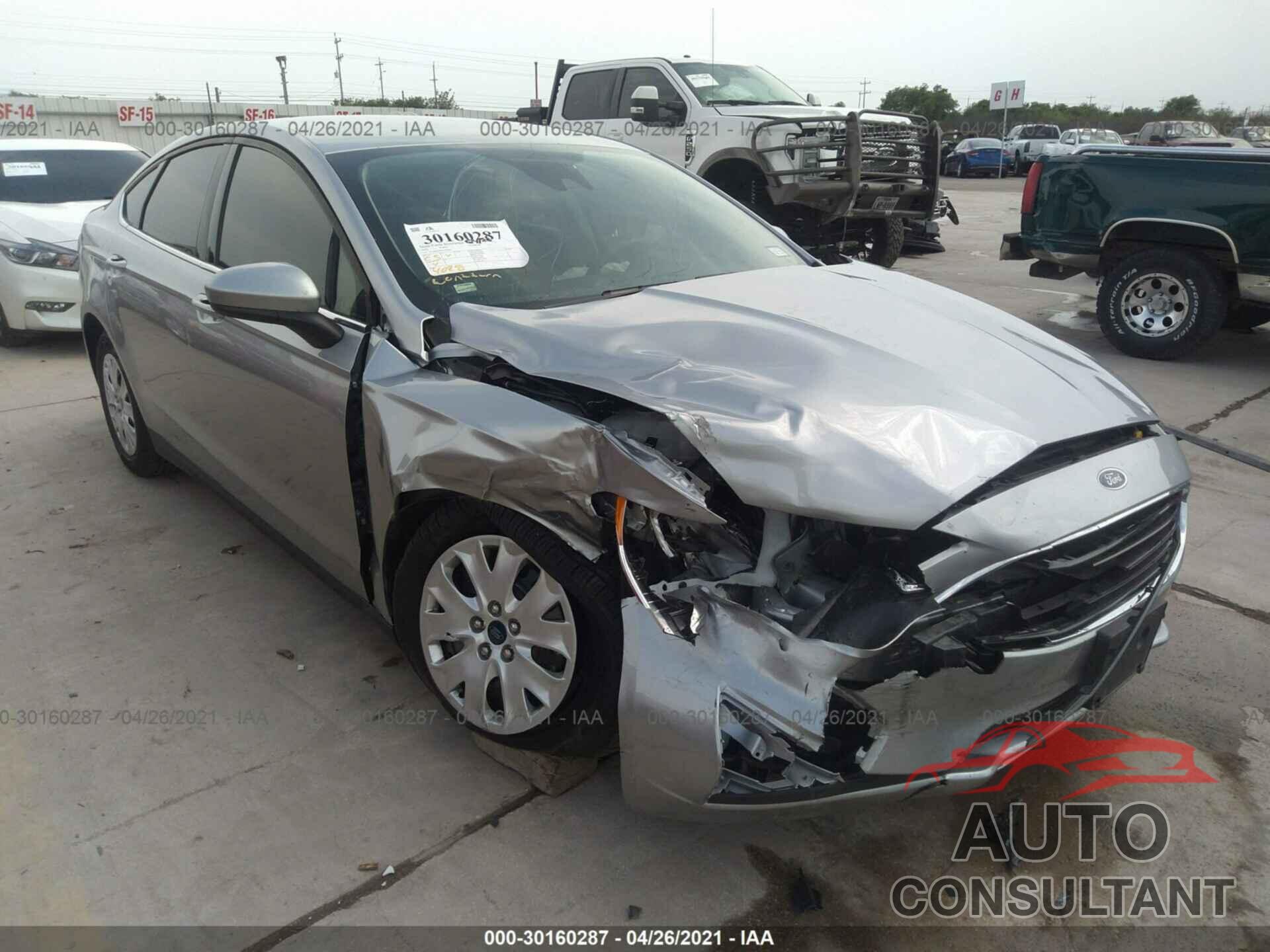 FORD FUSION 2020 - 3FA6P0G70LR187890