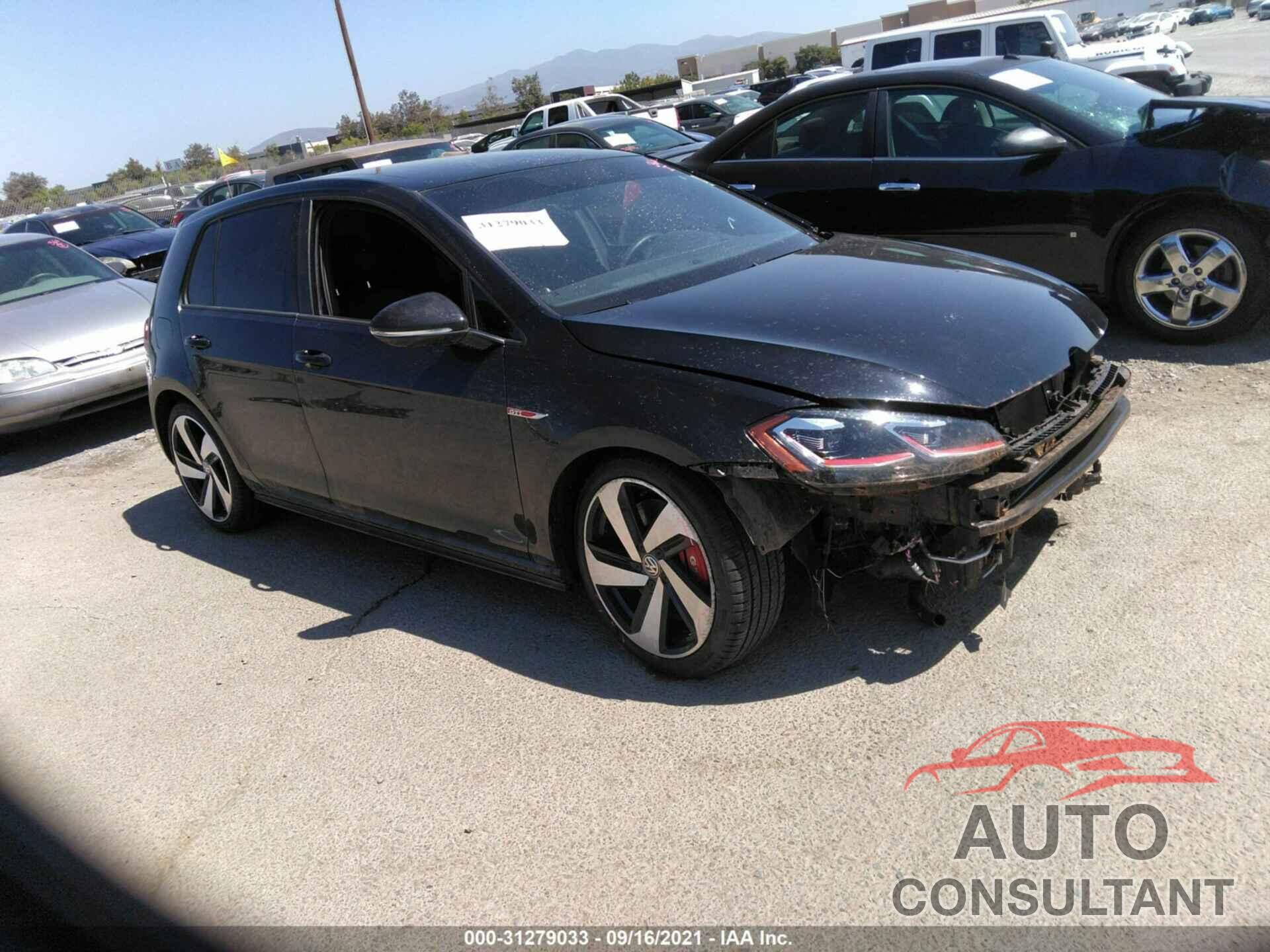 VOLKSWAGEN GOLF GTI 2019 - 3VW5T7AU7KM036515