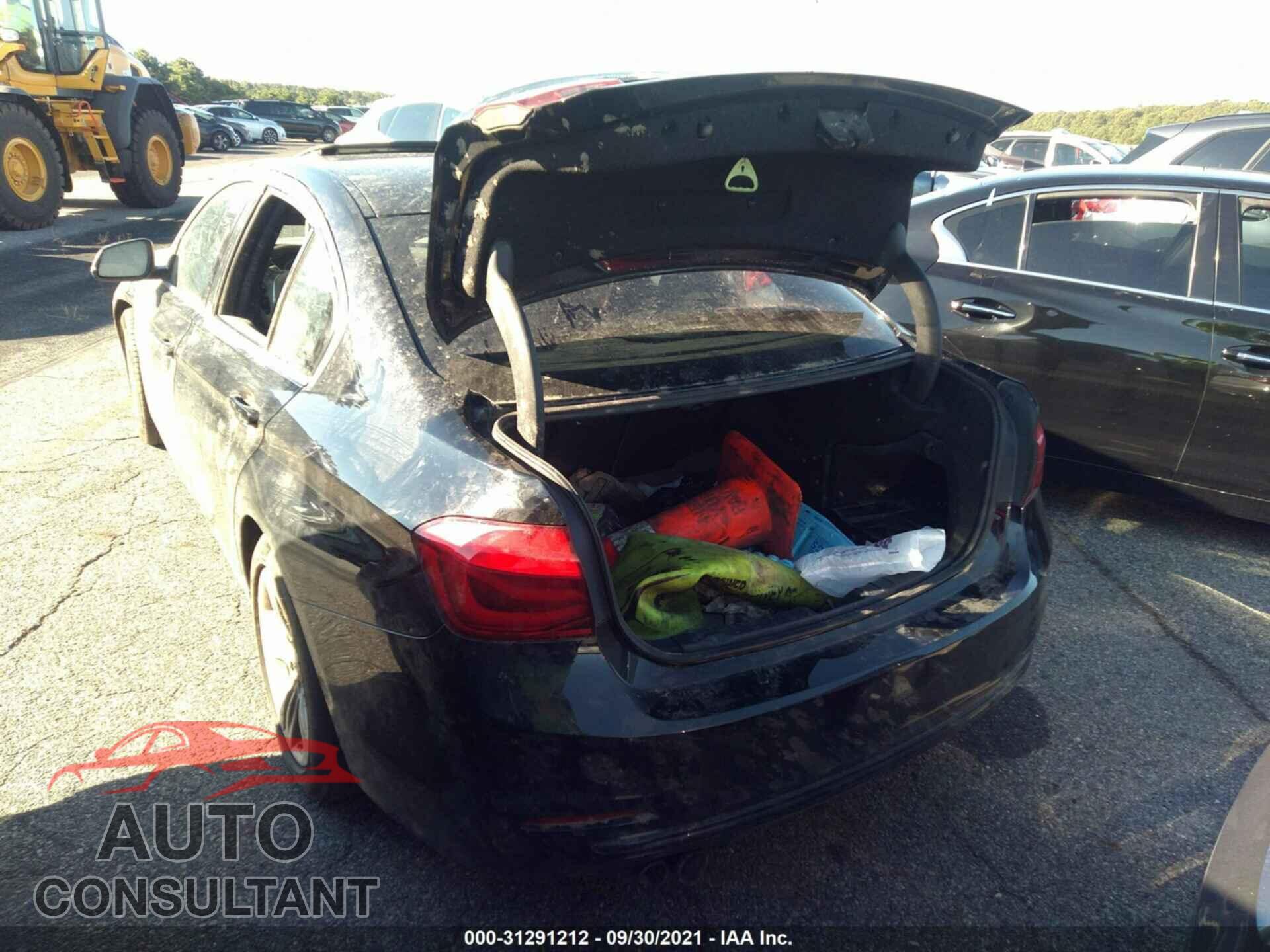 BMW 3 SERIES 2017 - WBA8D9C35HA005280