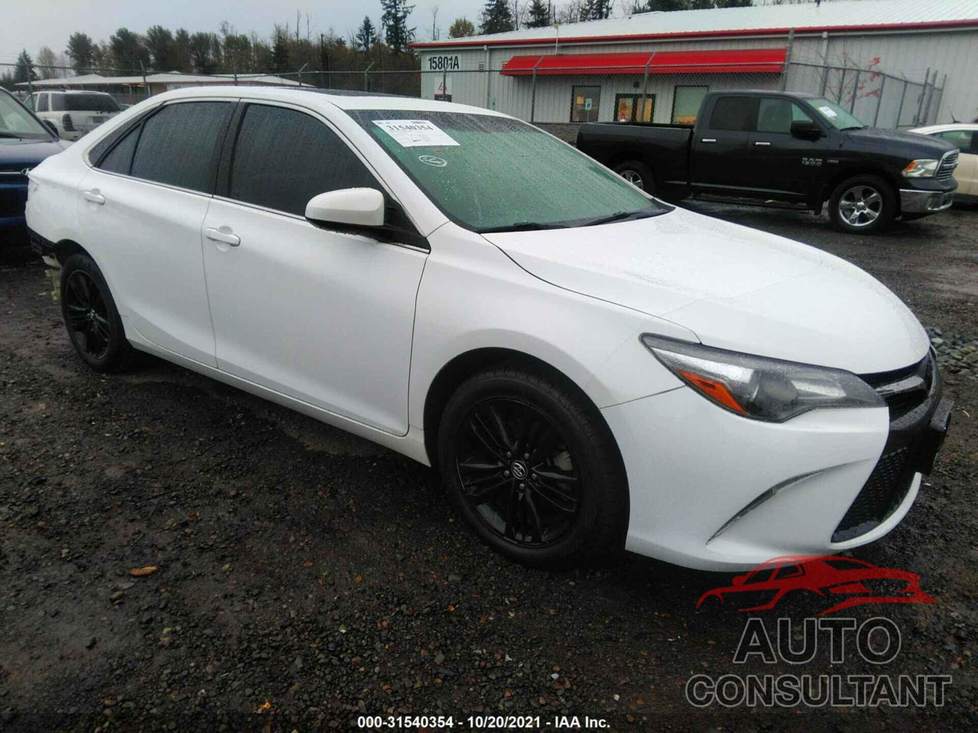 TOYOTA CAMRY 2016 - 4T1BF1FK0GU519179
