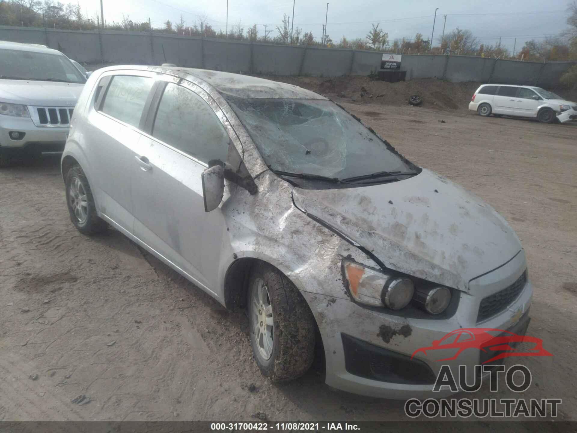 CHEVROLET SONIC 2016 - 1G1JC6SH3G4111283