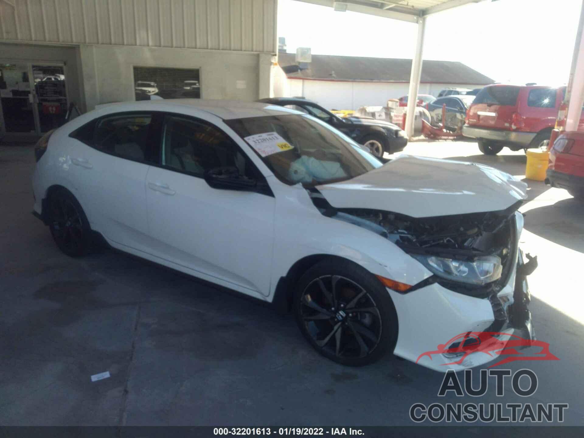 HONDA CIVIC HATCHBACK 2018 - SHHFK7G42JU223180