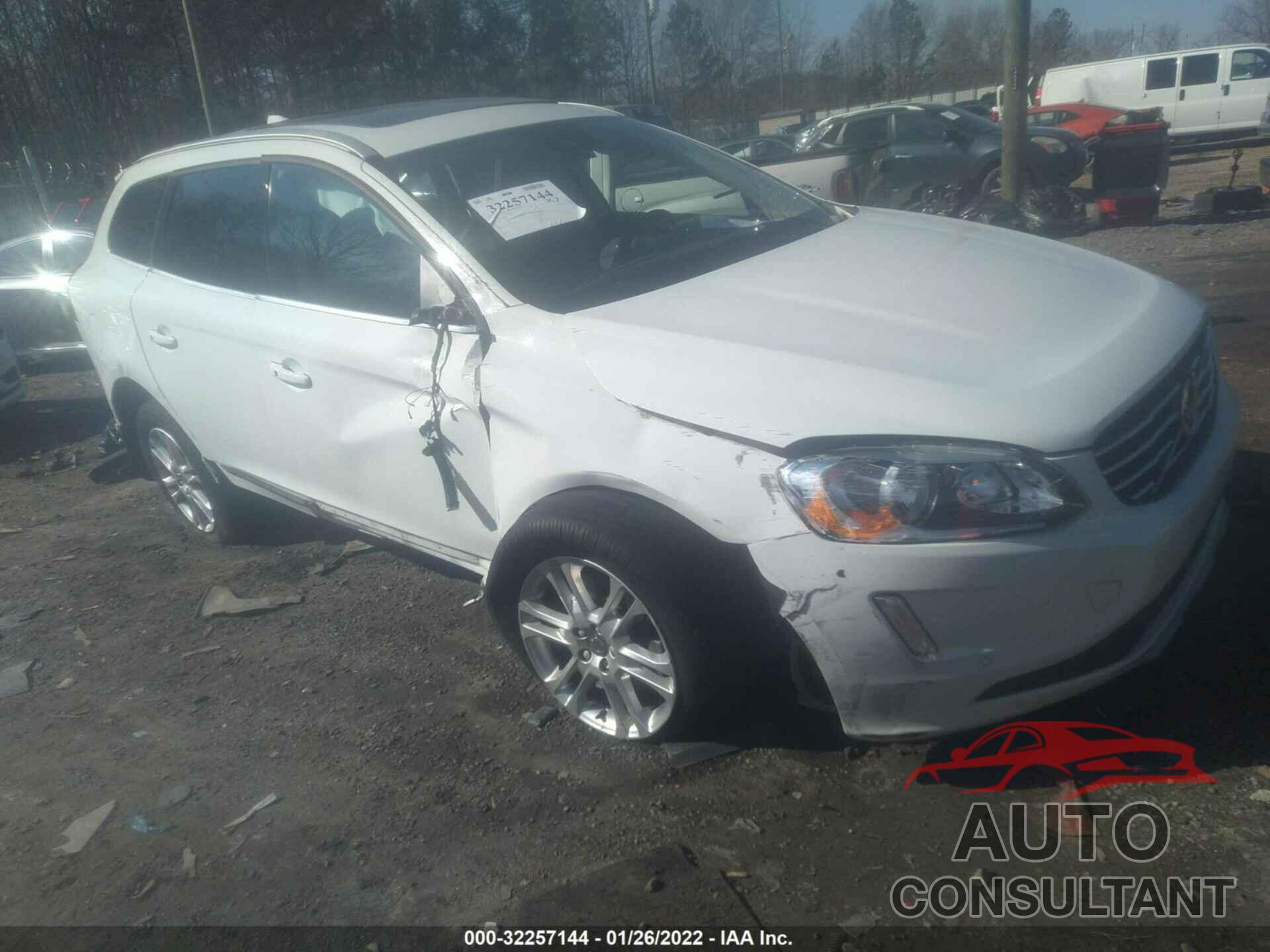 VOLVO XC60 2016 - YV4612RKXG2864279