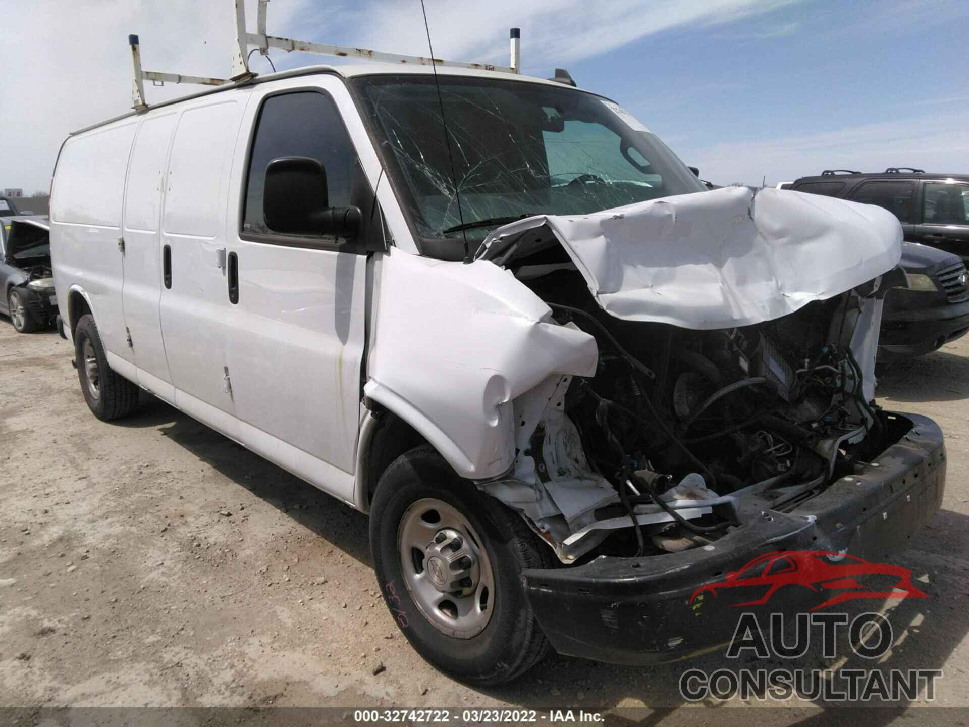 CHEVROLET EXPRESS CARGO VAN 2018 - 1GCZGHFG7J1335659