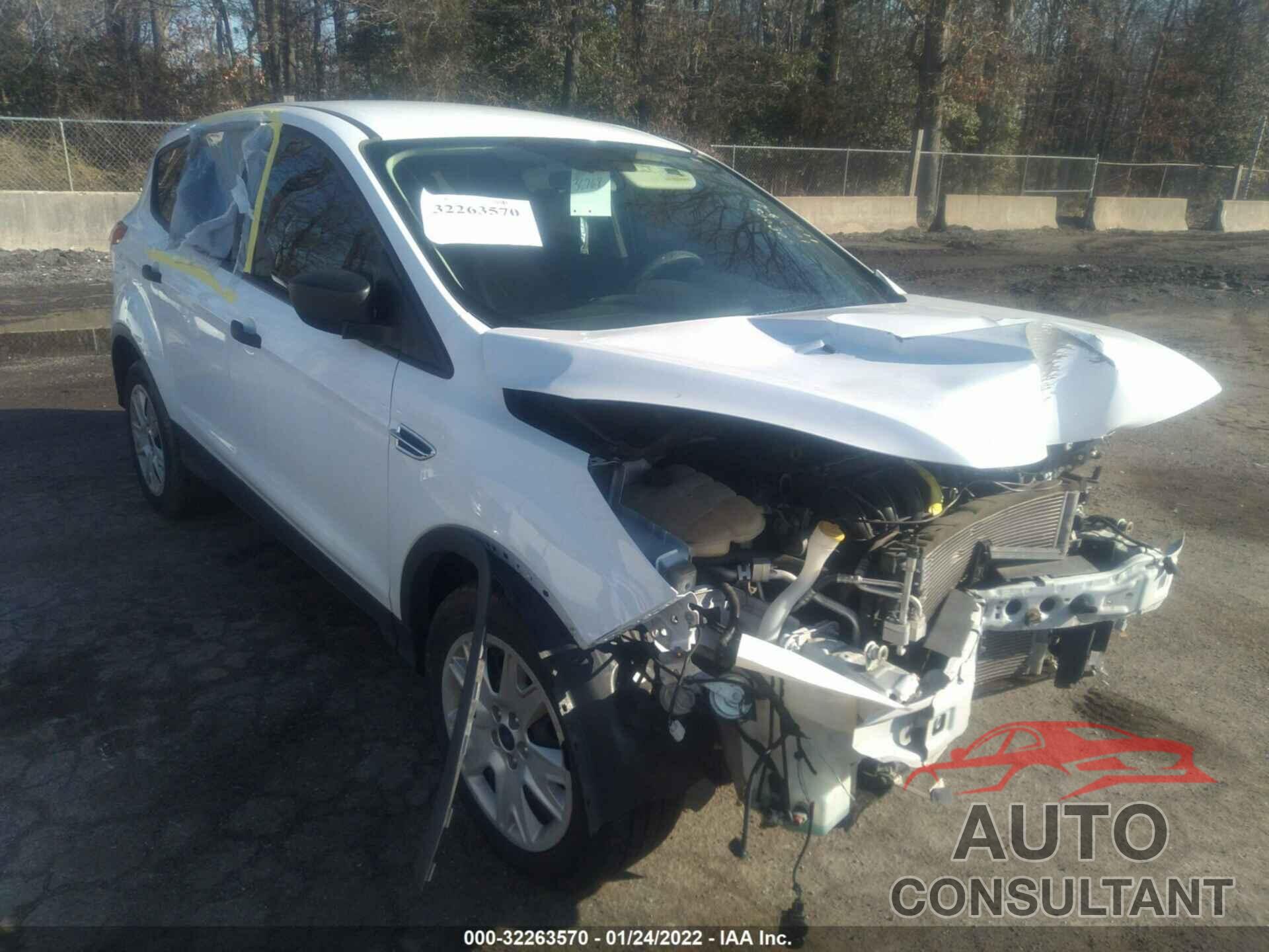 FORD ESCAPE 2016 - 1FMCU0F75GUB86221