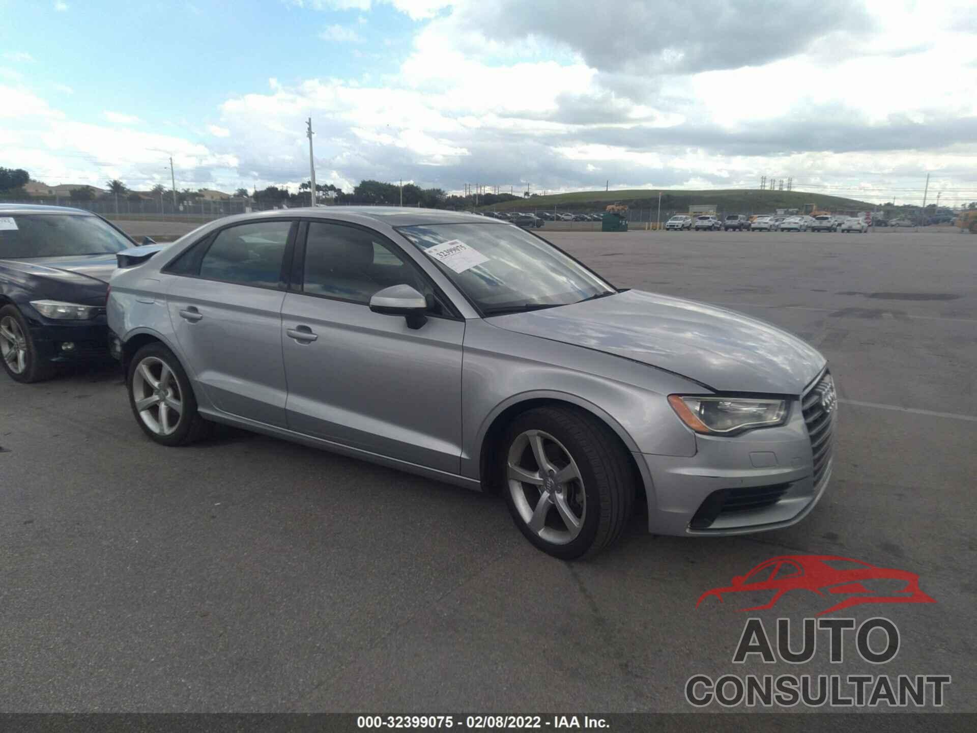 AUDI A3 2016 - WAUA7GFF3G1061610