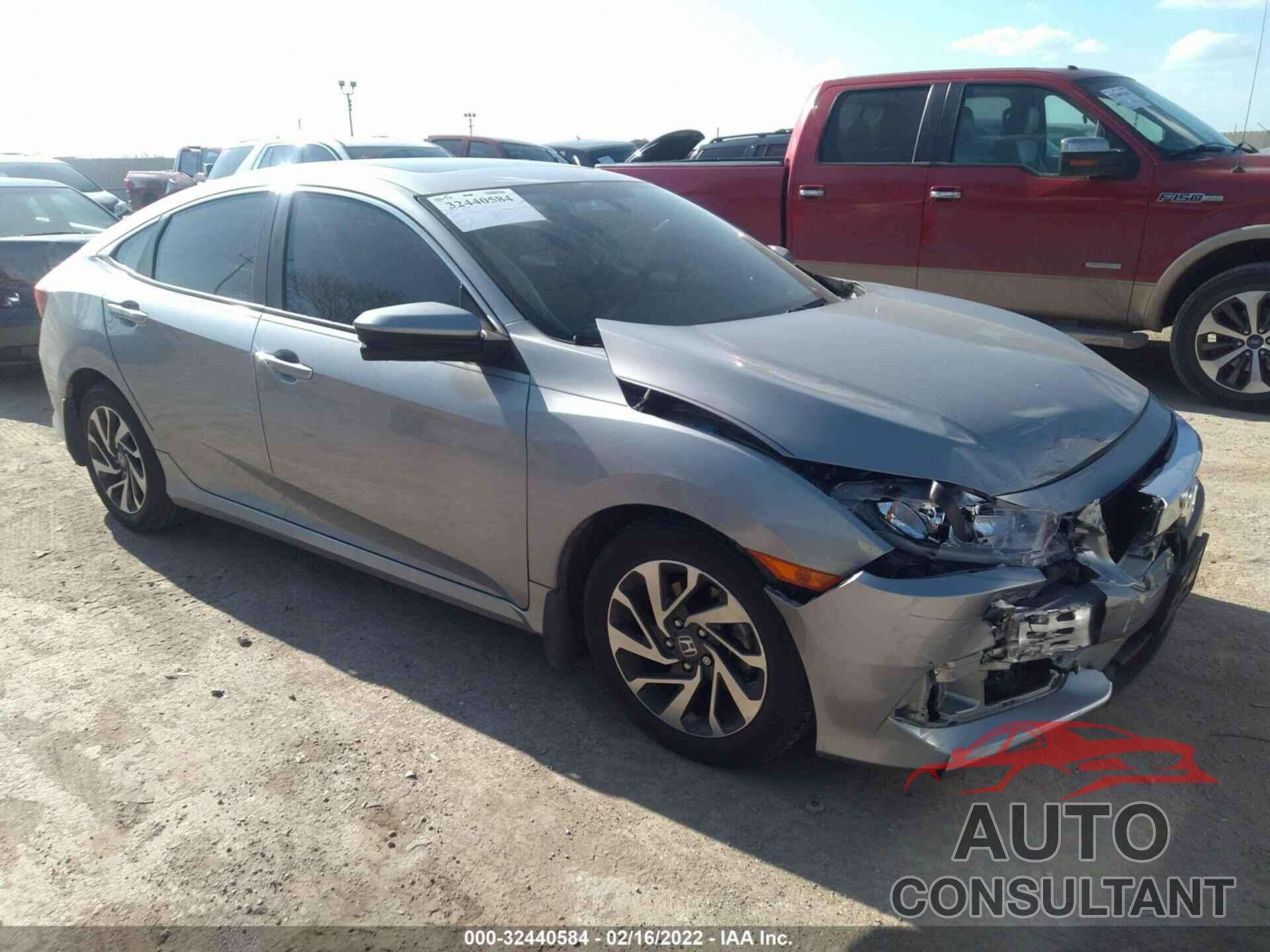 HONDA CIVIC SEDAN 2017 - 19XFC2F75HE056410