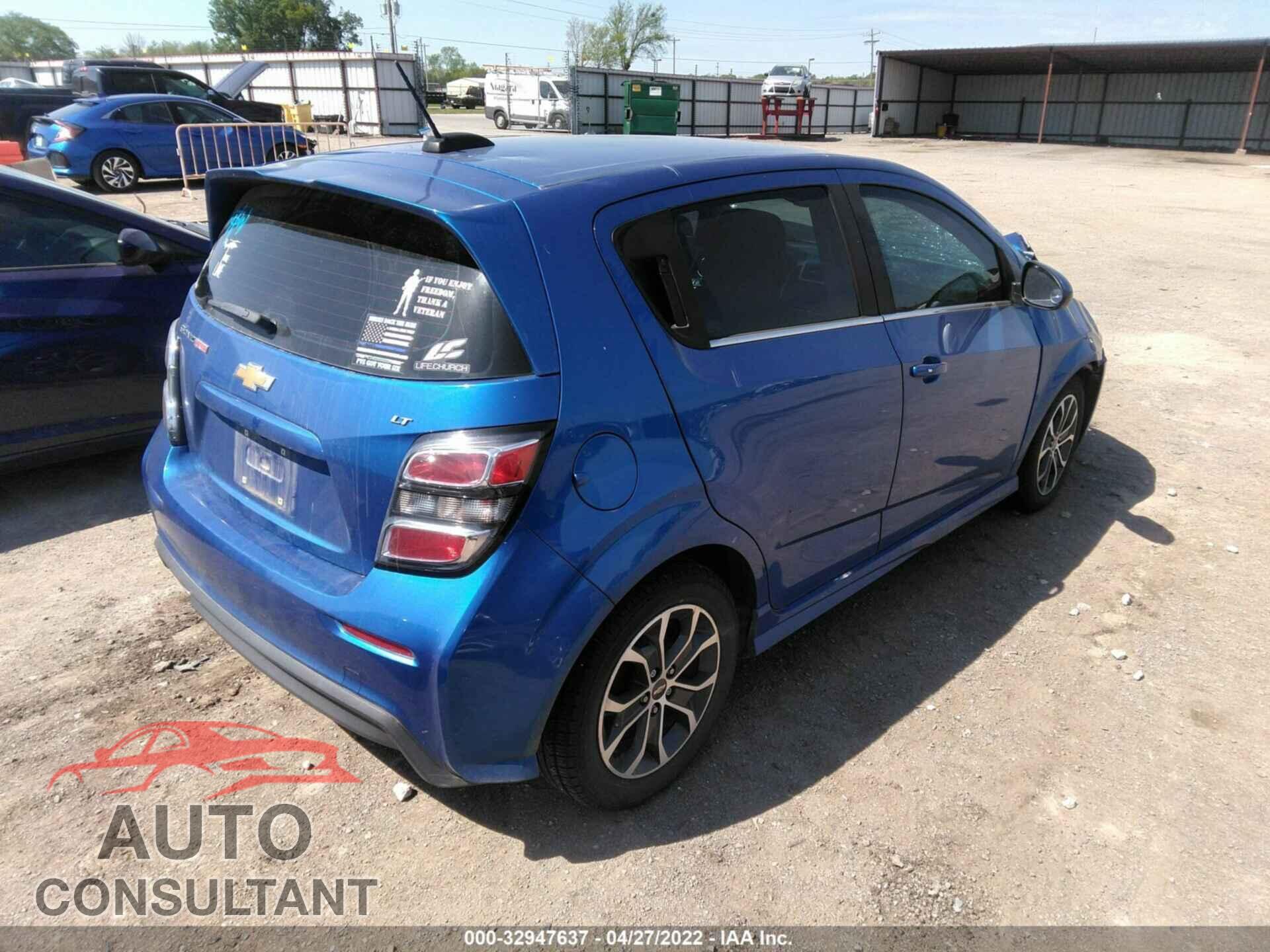CHEVROLET SONIC 2017 - 1G1JD6SB4H4130077