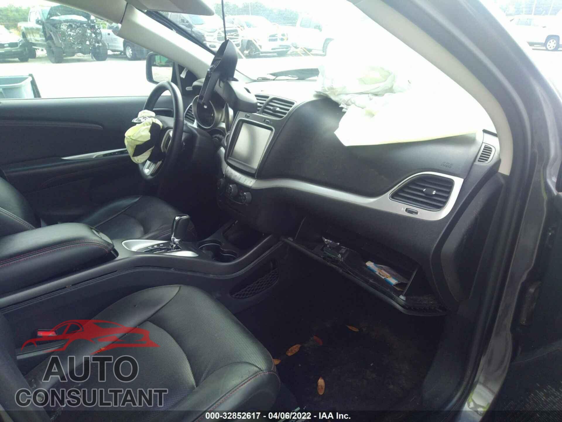 DODGE JOURNEY 2019 - 3C4PDDEG7KT746015