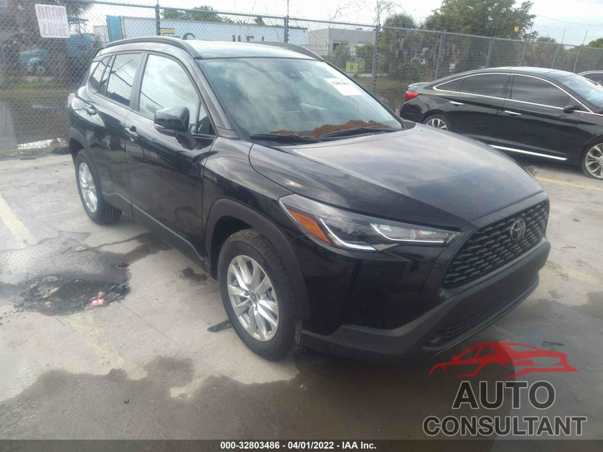 TOYOTA COROLLA CROSS 2022 - 7MUCAAAG2NV008641