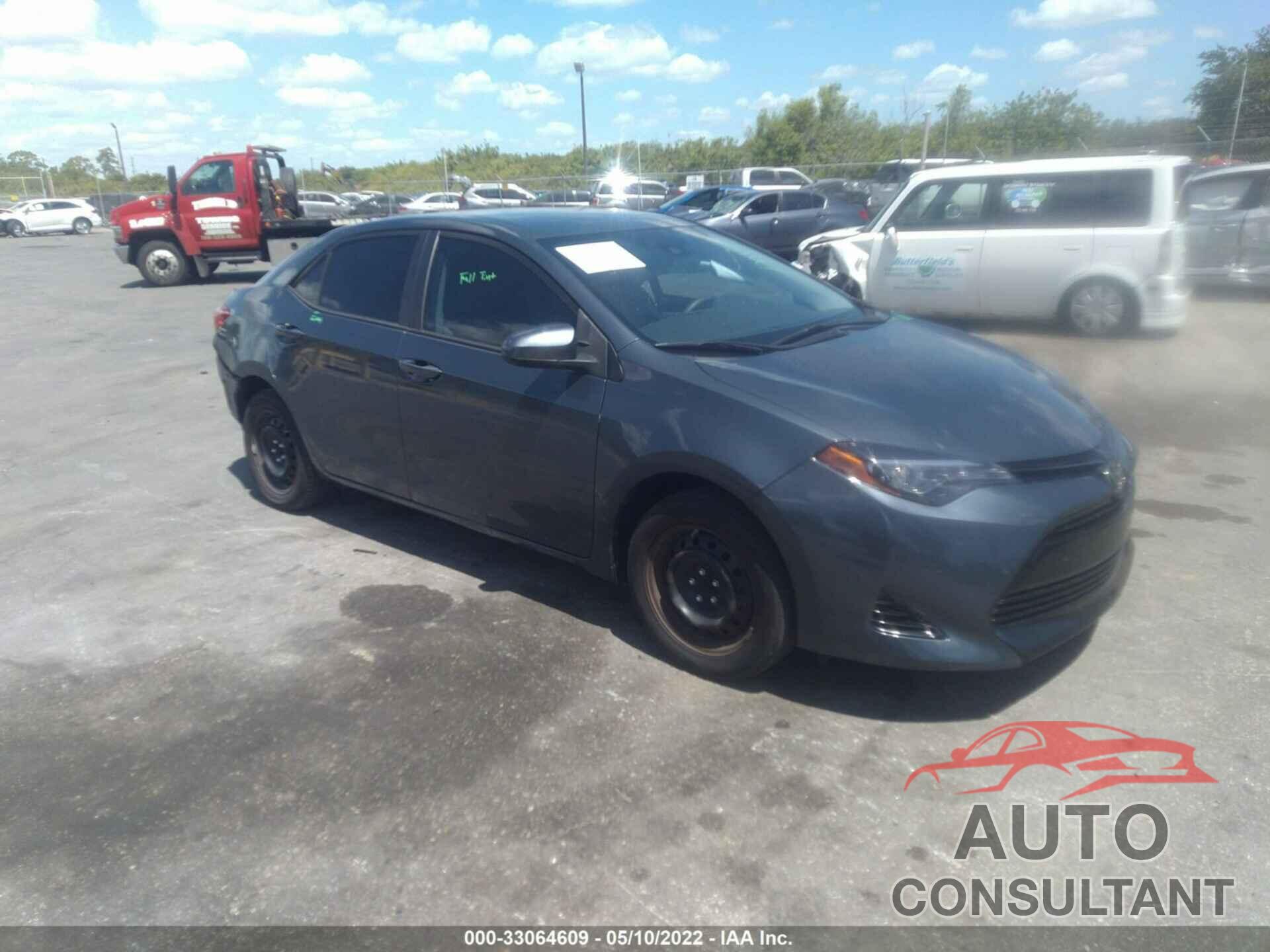 TOYOTA COROLLA 2018 - 5YFBURHE0JP797469