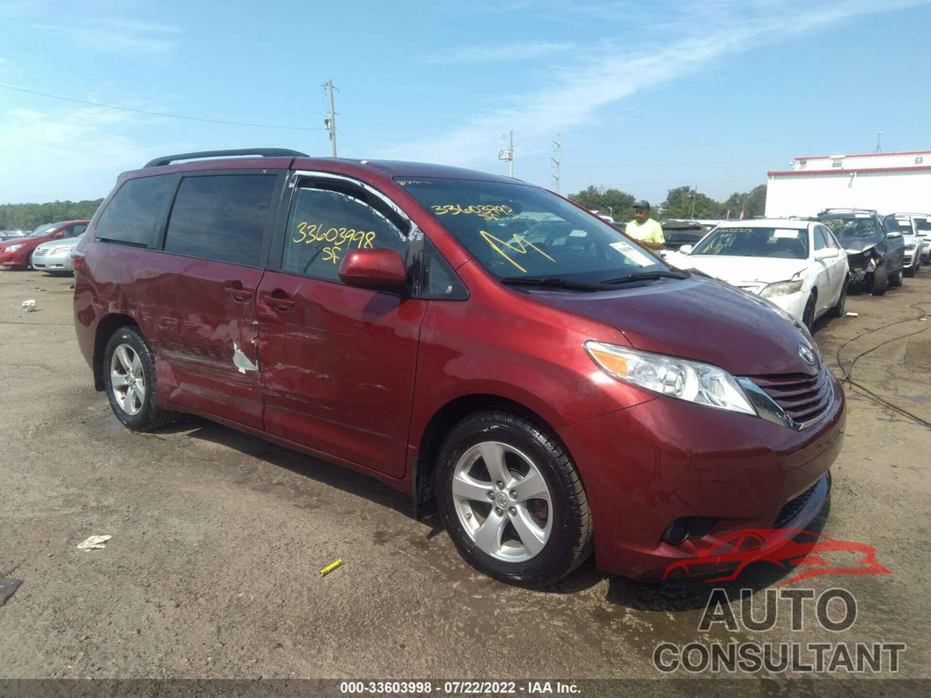 TOYOTA SIENNA 2017 - 5TDKZ3DC3HS772165