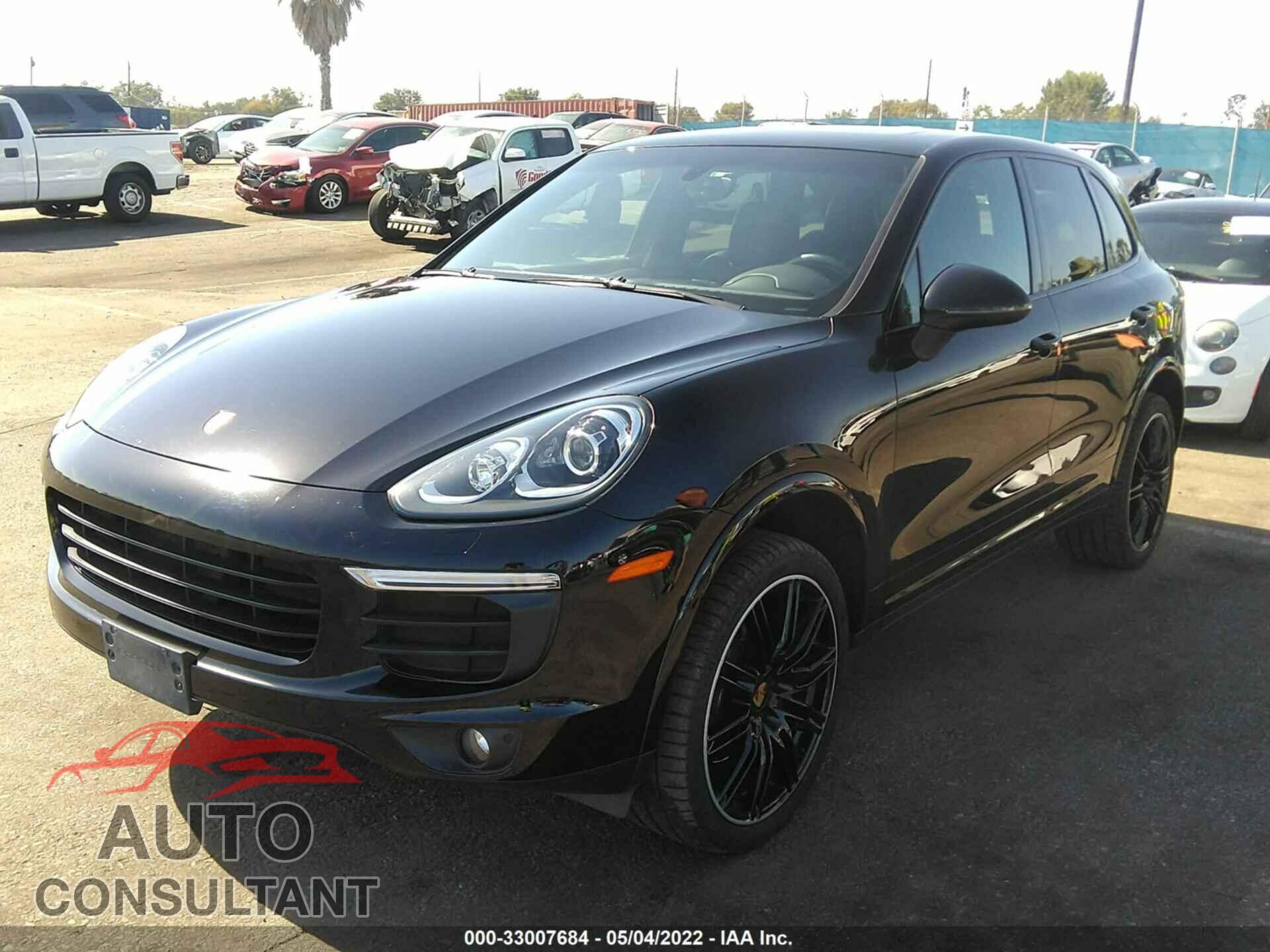 PORSCHE CAYENNE 2017 - WP1AA2A23HKA87520