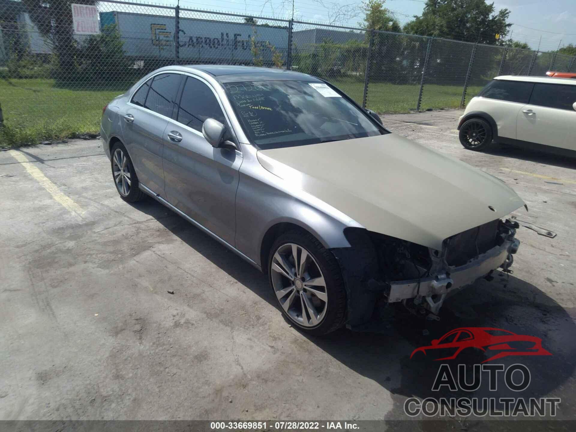 MERCEDES-BENZ C-CLASS 2016 - 55SWF4JB8GU130702