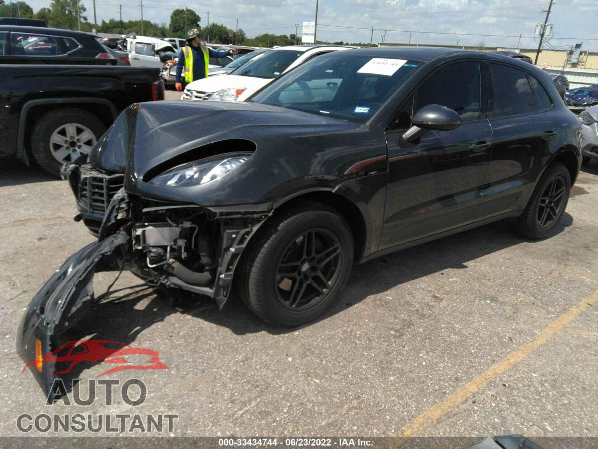 PORSCHE MACAN 2018 - WP1AA2A56JLB01114
