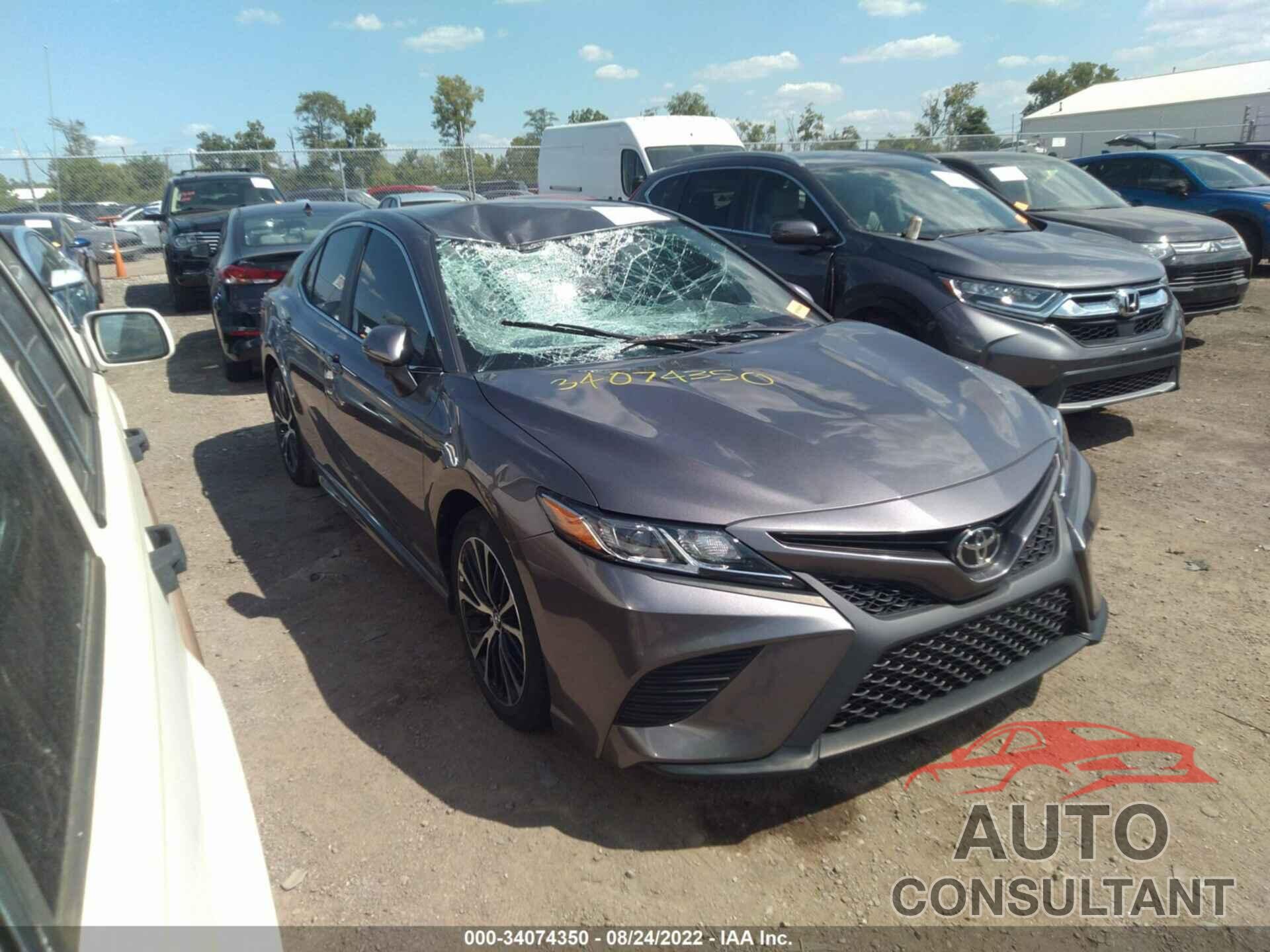 TOYOTA CAMRY 2019 - 4T1B11HK4KU706137