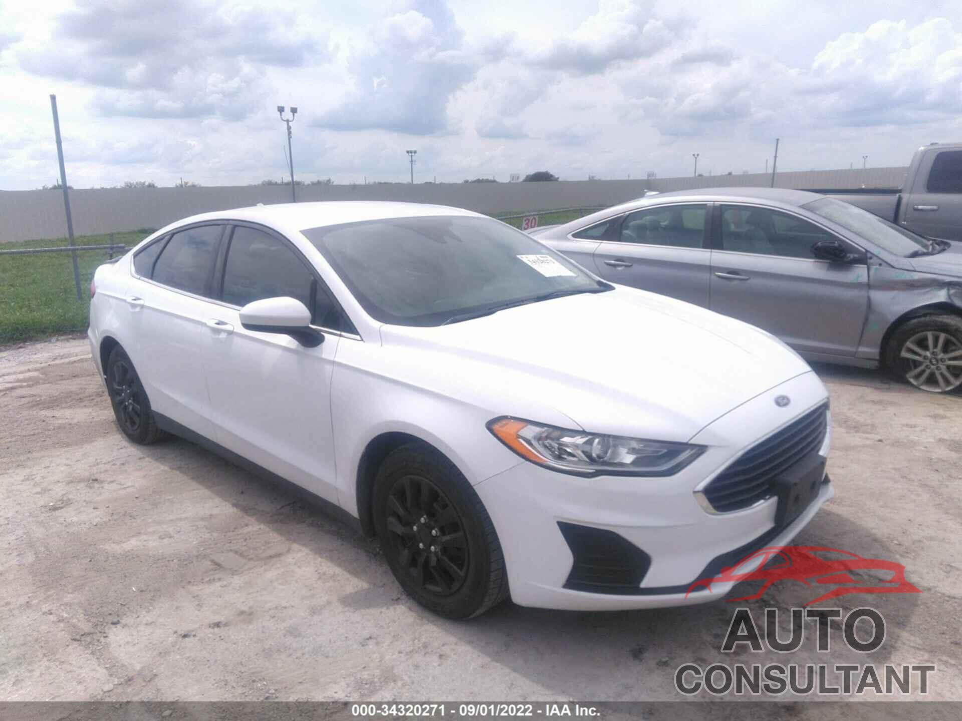 FORD FUSION 2020 - 3FA6P0G71LR249815