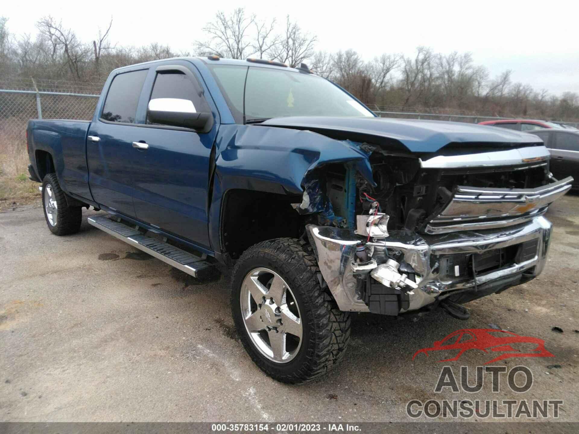 CHEVROLET SILVERADO 2500HD 2018 - 1GC1CUEG8JF257270