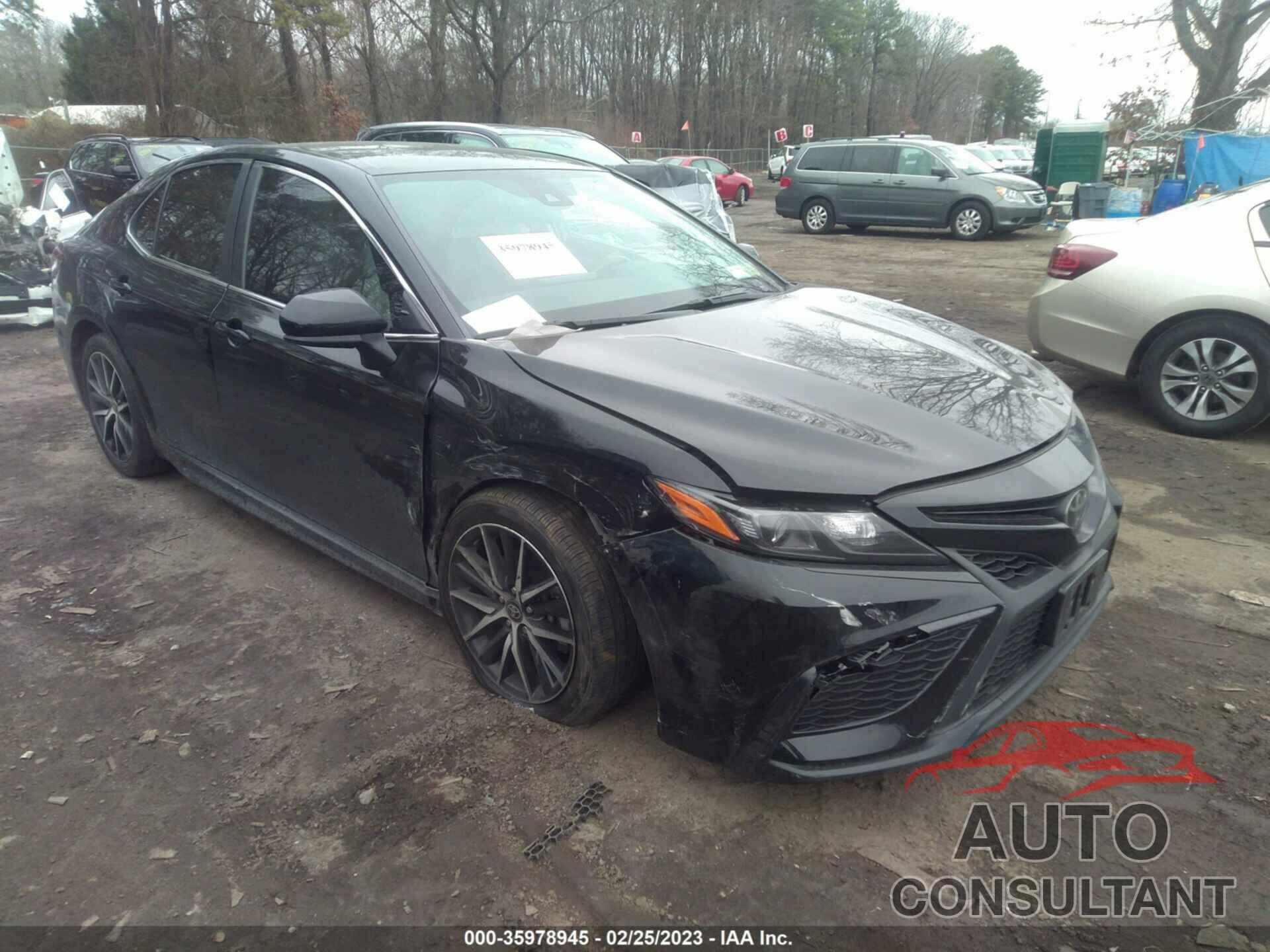TOYOTA CAMRY 2021 - 4T1G11AKXMU605431