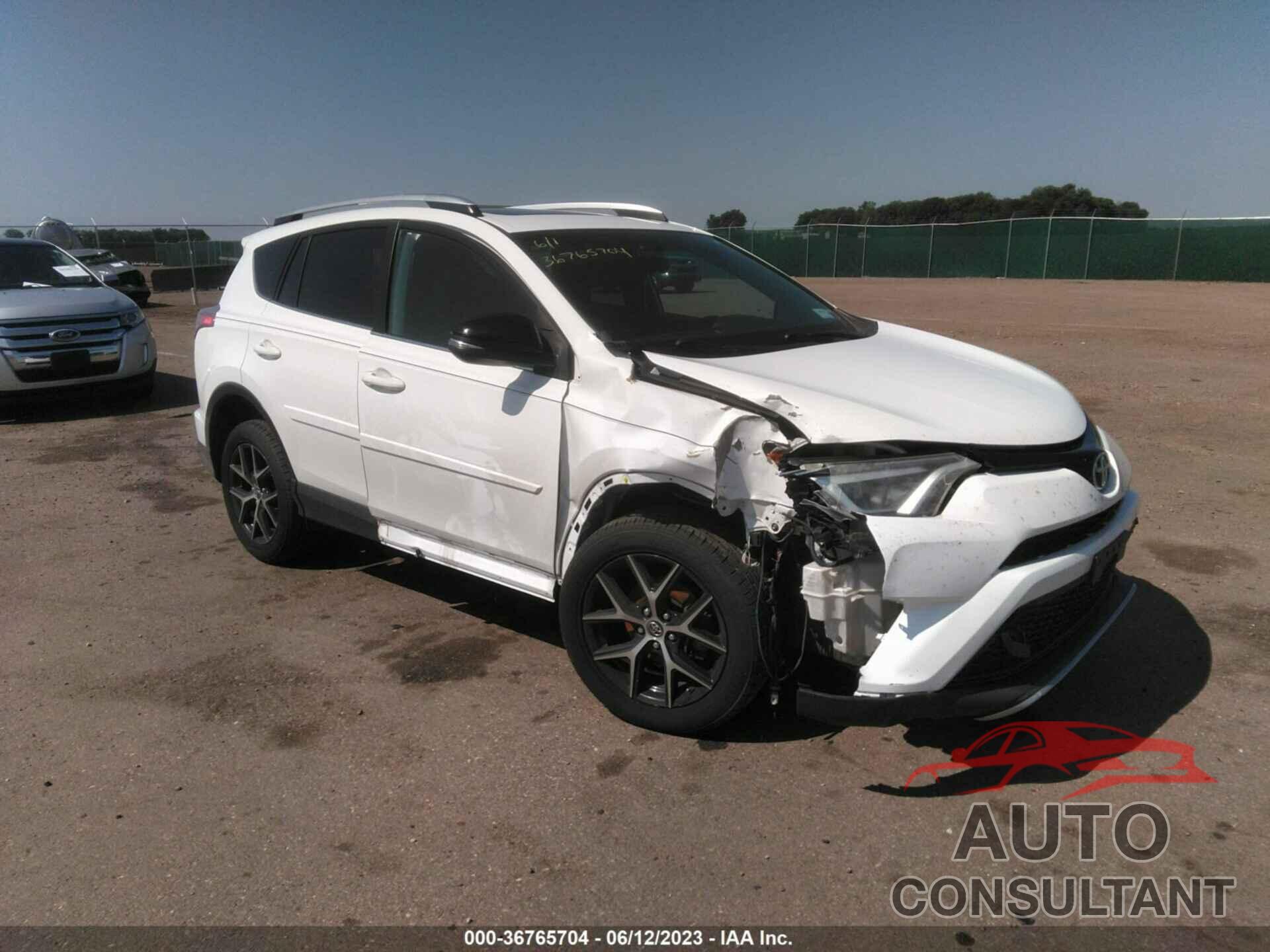 TOYOTA RAV4 2016 - JTMJFREV0GD186931