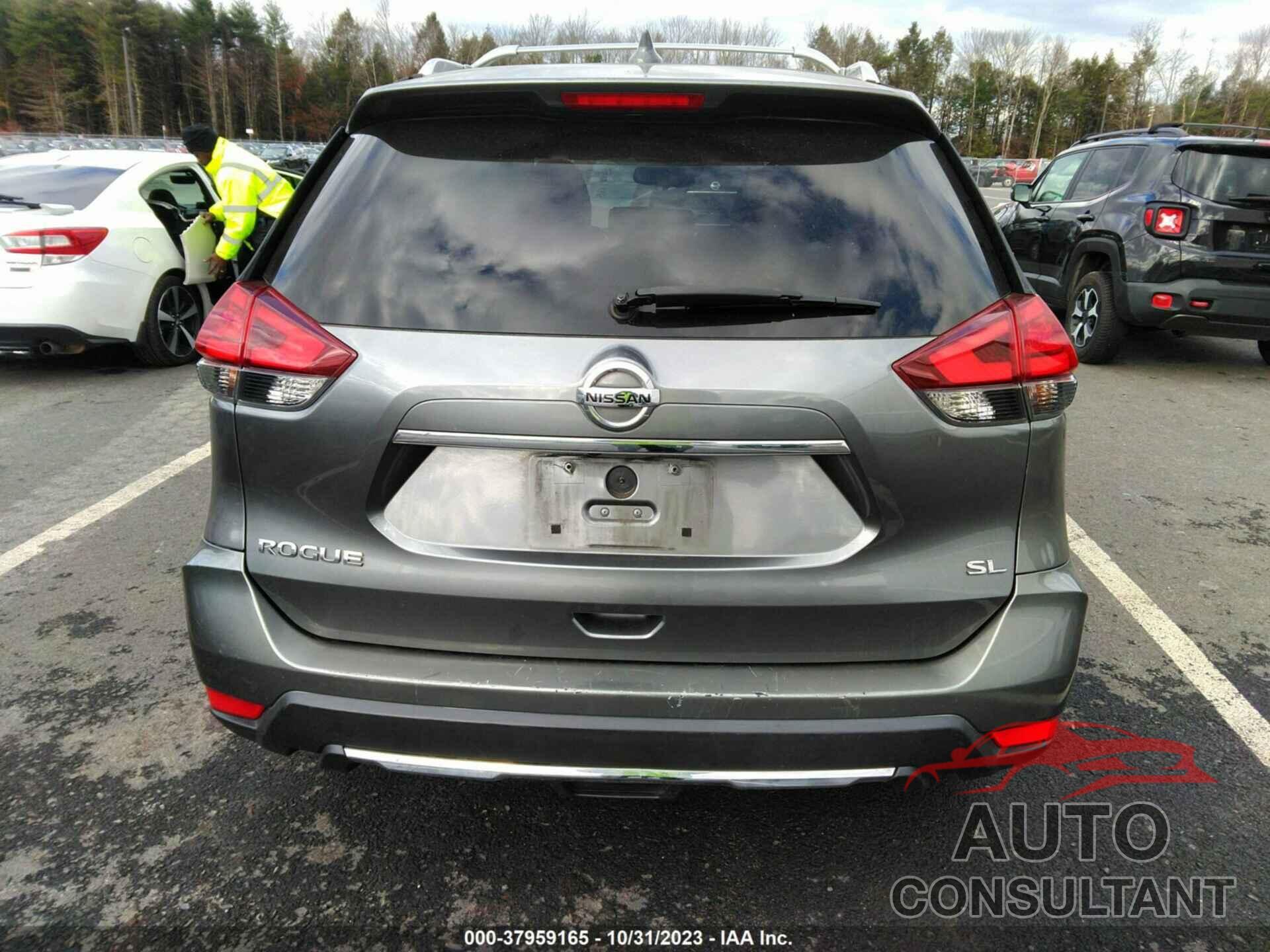 NISSAN ROGUE 2017 - JN8AT2MTXHW381171