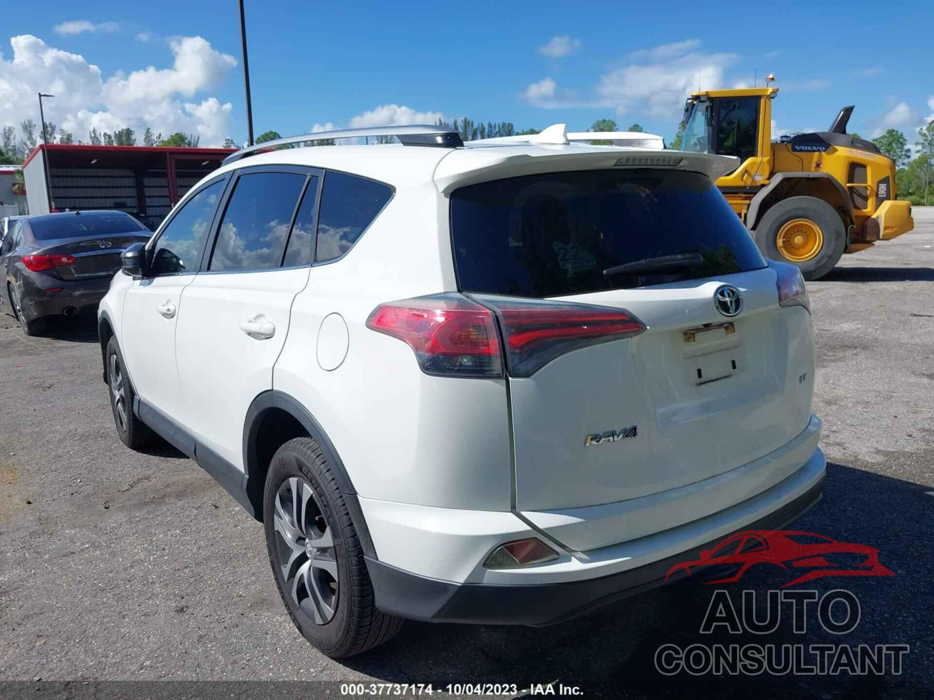 TOYOTA RAV4 2017 - JTMZFREV8HJ122495