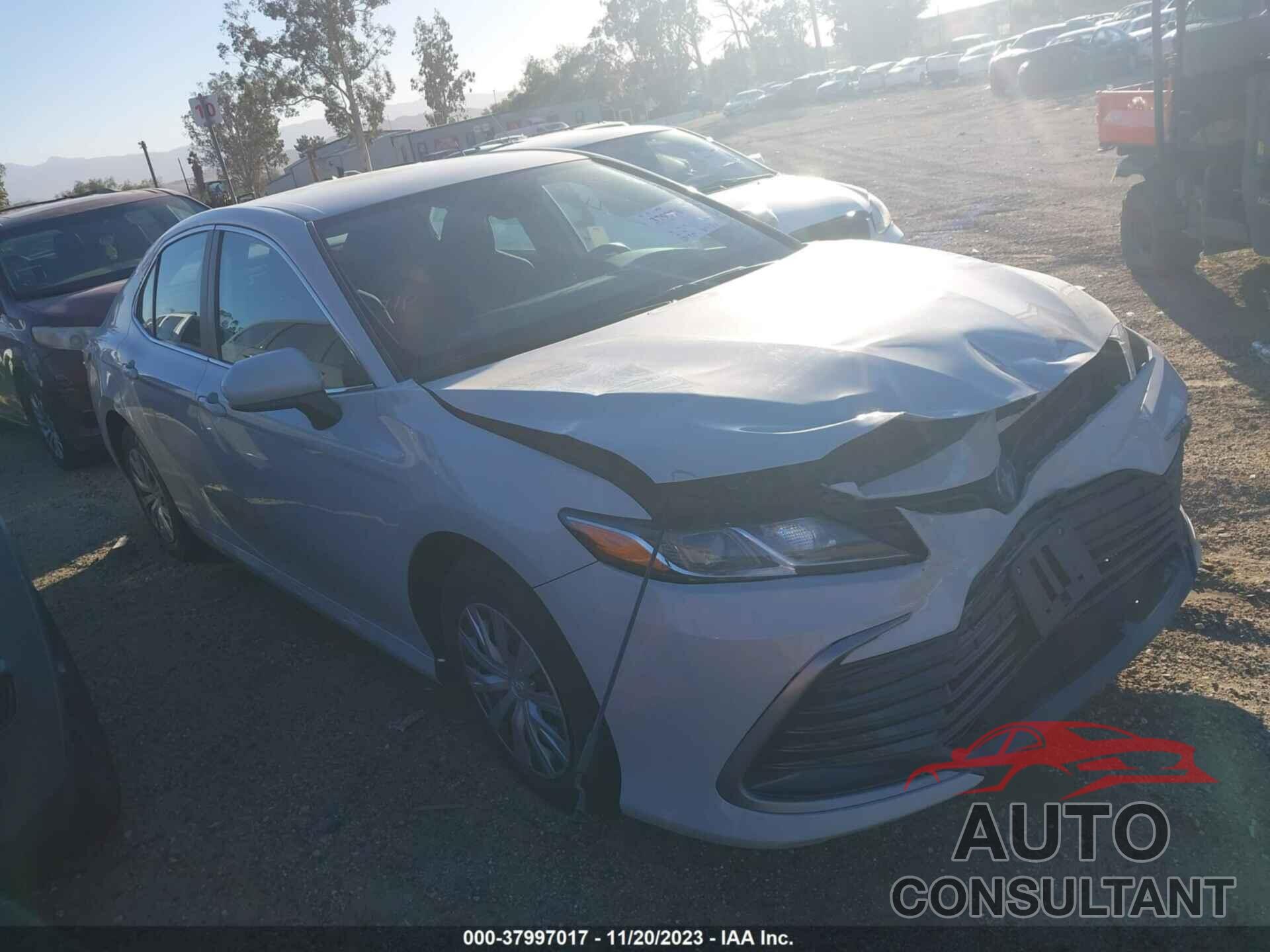 TOYOTA CAMRY 2022 - 4T1C31AK2NU035676
