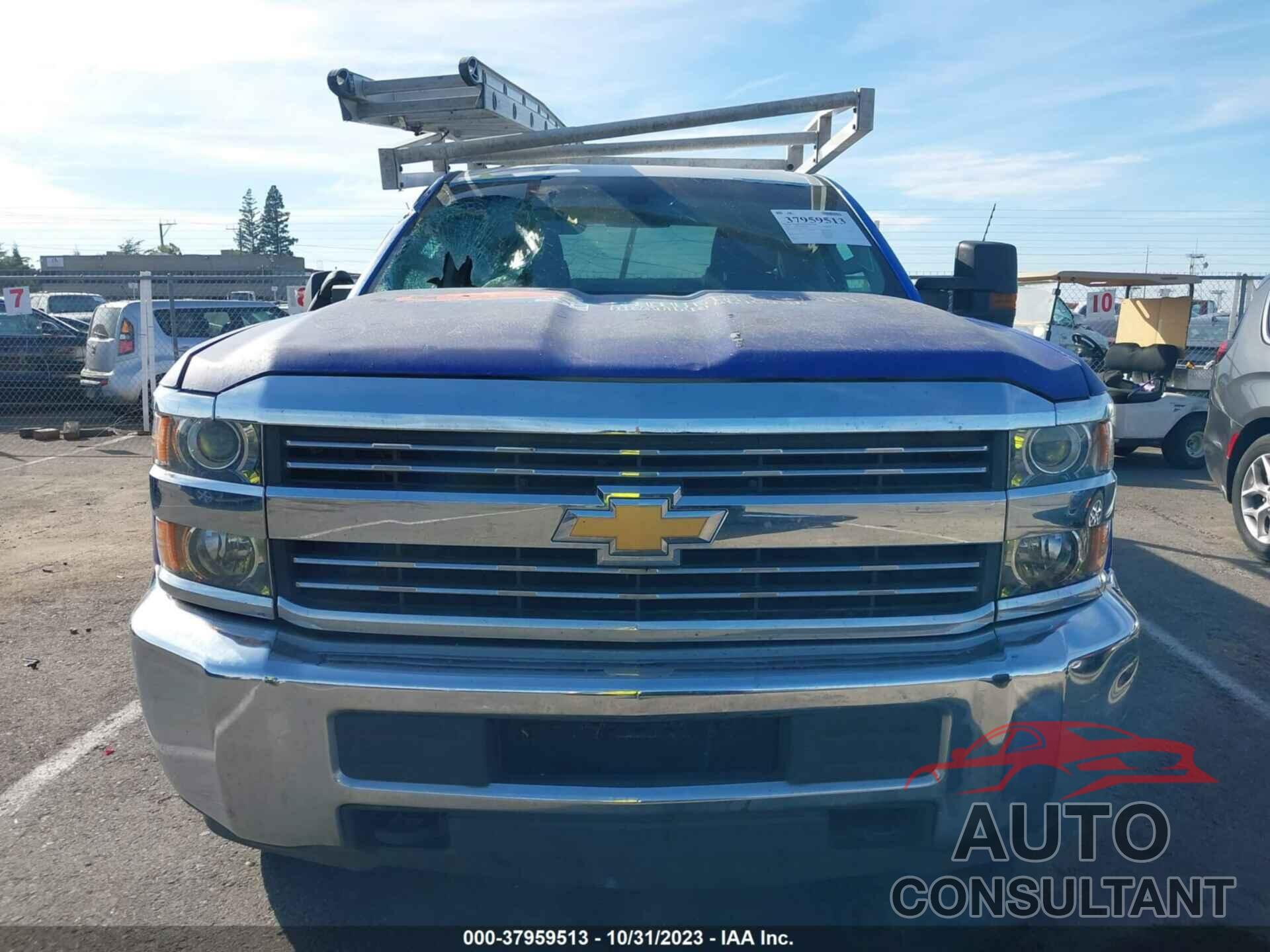 CHEVROLET SILVERADO 2500HD 2018 - 1GC2CUEG7JZ182063