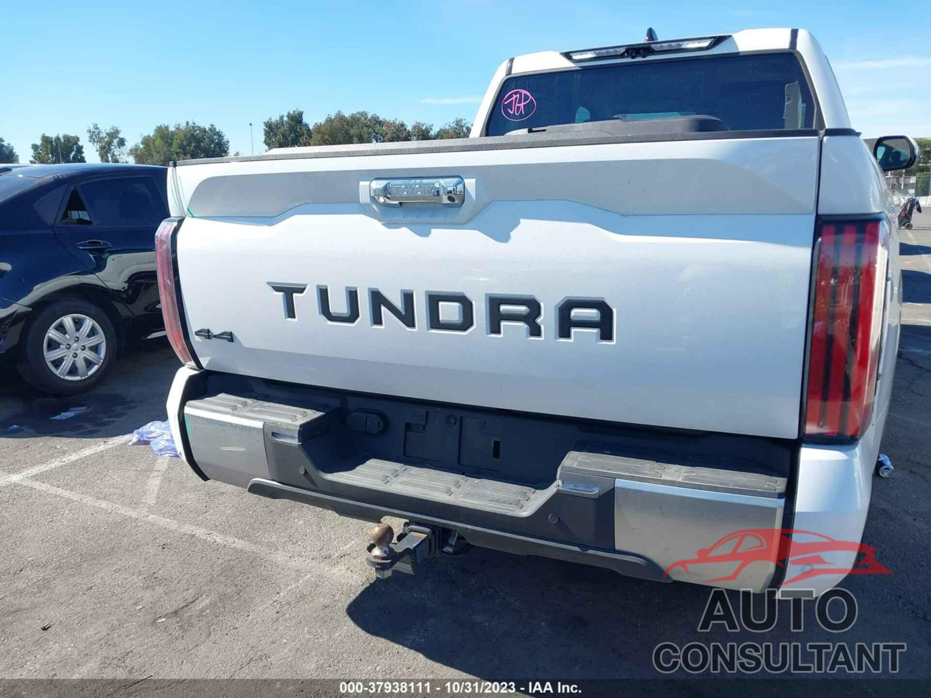 TOYOTA TUNDRA 4WD 2023 - 5TFJA5DB8PX096486