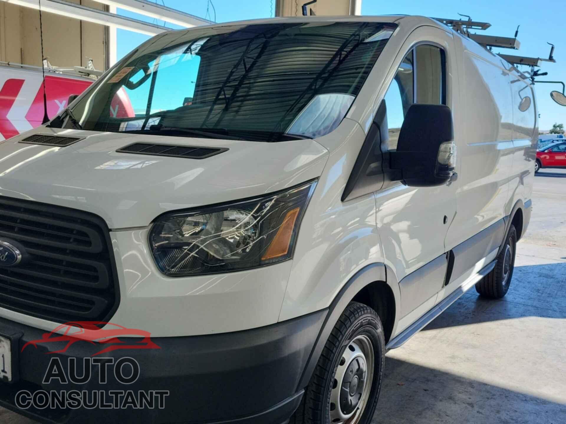 FORD TRANSIT 2015 - 1FTNR1YM2FKB32960