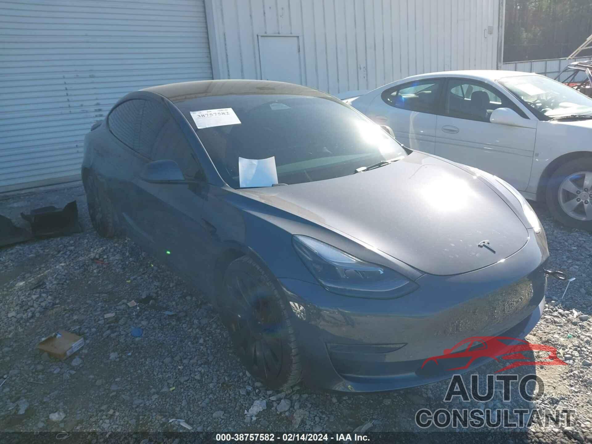 TESLA MODEL 3 2022 - 5YJ3E1EC5NF263603