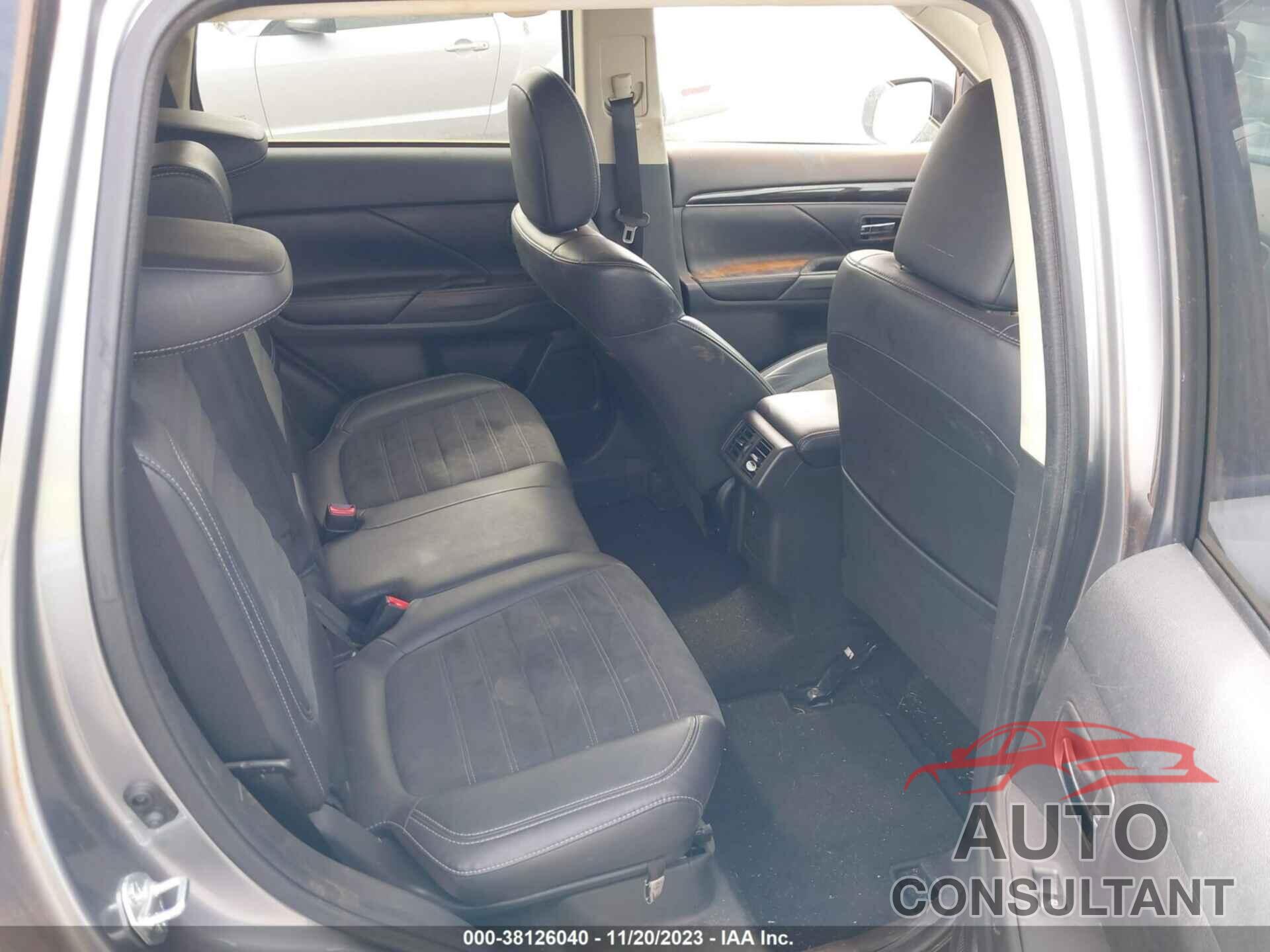 MITSUBISHI OUTLANDER 2019 - JA4AZ3A30KZ026868