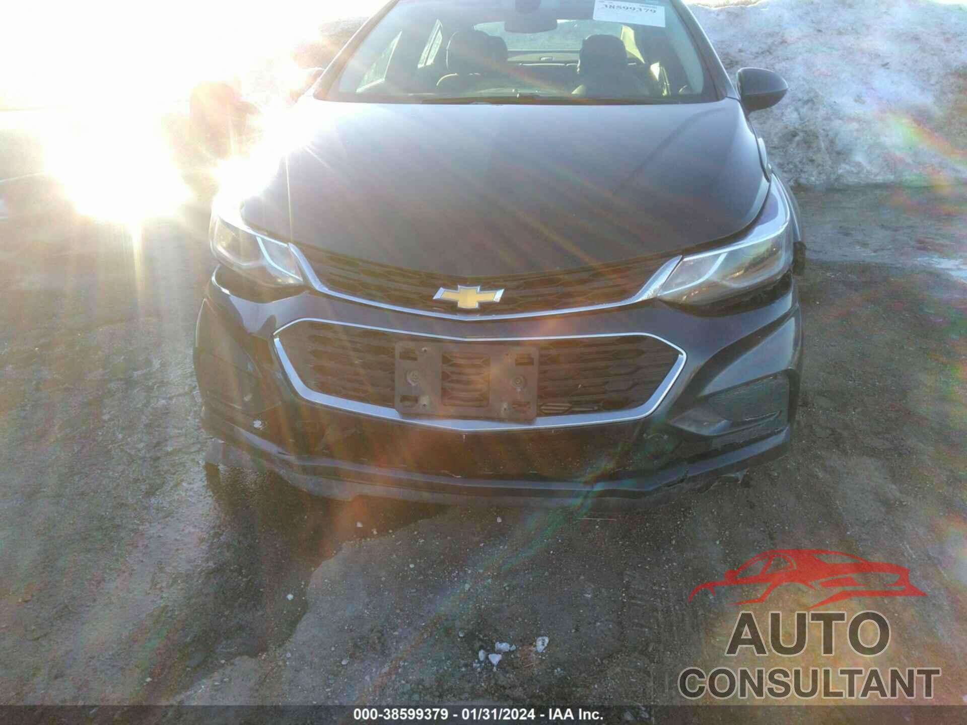 CHEVROLET CRUZE 2018 - 1G1BE5SM6J7194512