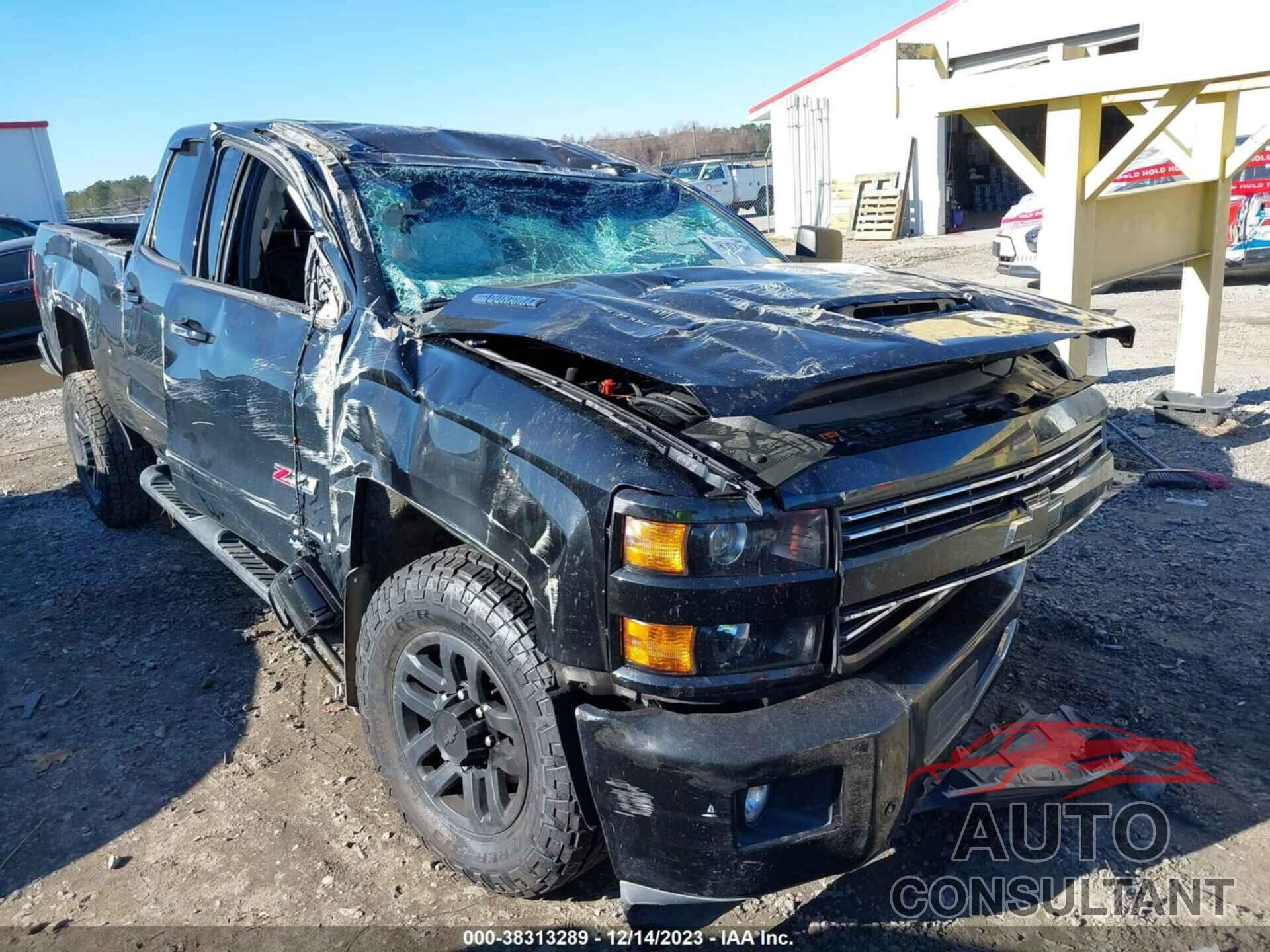 CHEVROLET SILVERADO 2018 - 1GC1KVEY0JF113262