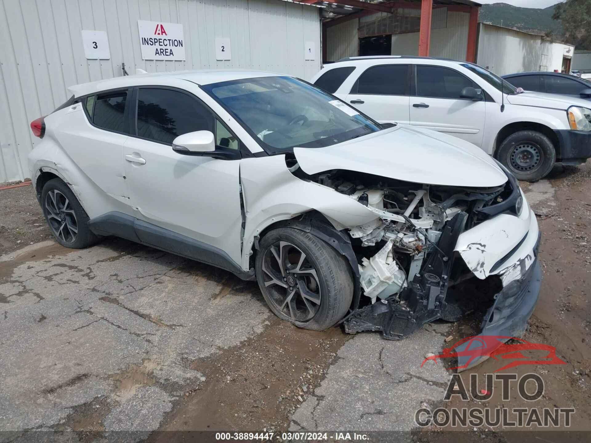 TOYOTA C-HR 2018 - NMTKHMBX2JR026079