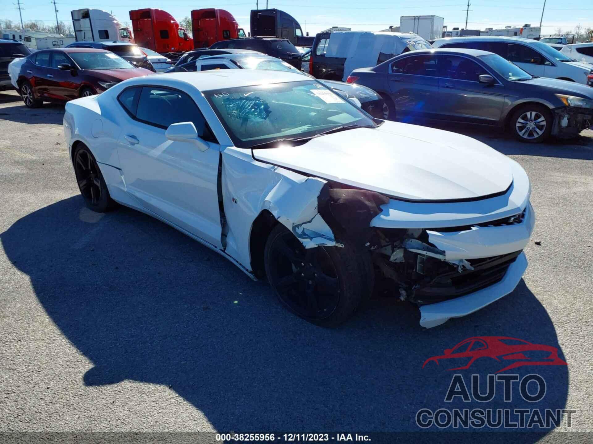 CHEVROLET CAMARO 2018 - 1G1FB1RX6J0141336