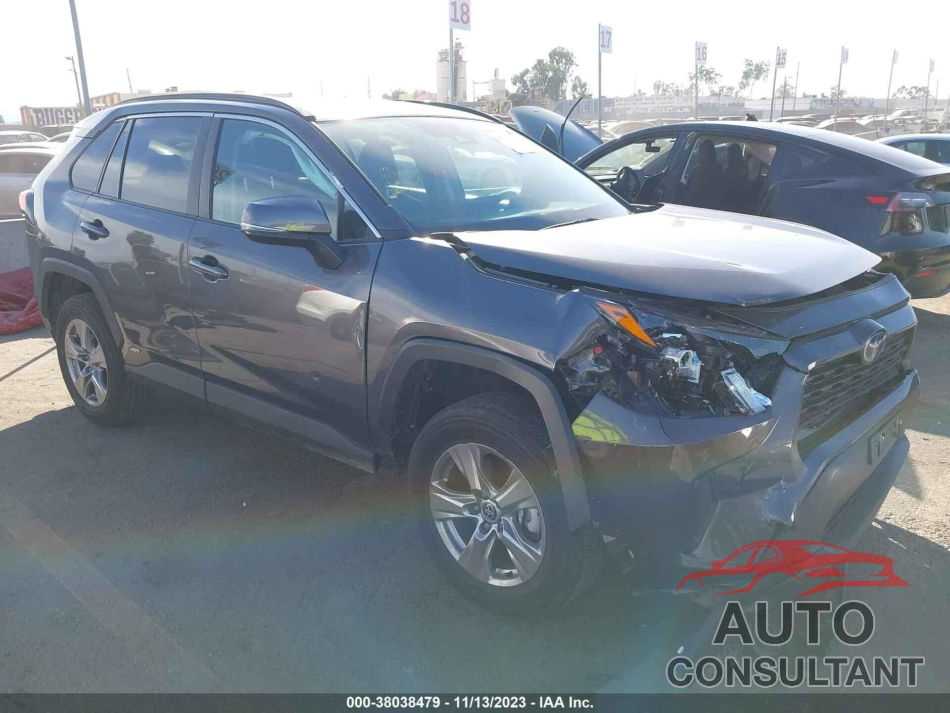 TOYOTA RAV4 2022 - 2T3RWRFV0NW134359