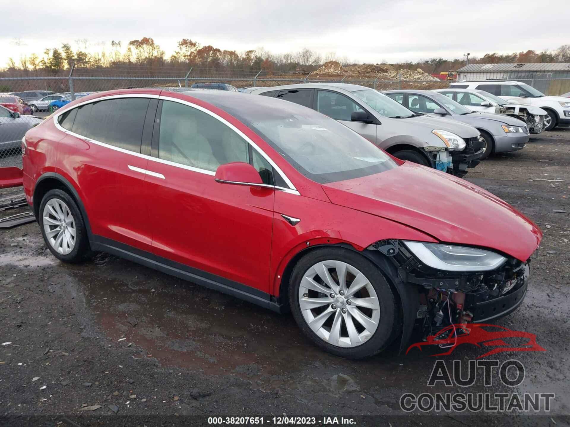 TESLA MODEL X 2020 - 5YJXCAE26LF228838