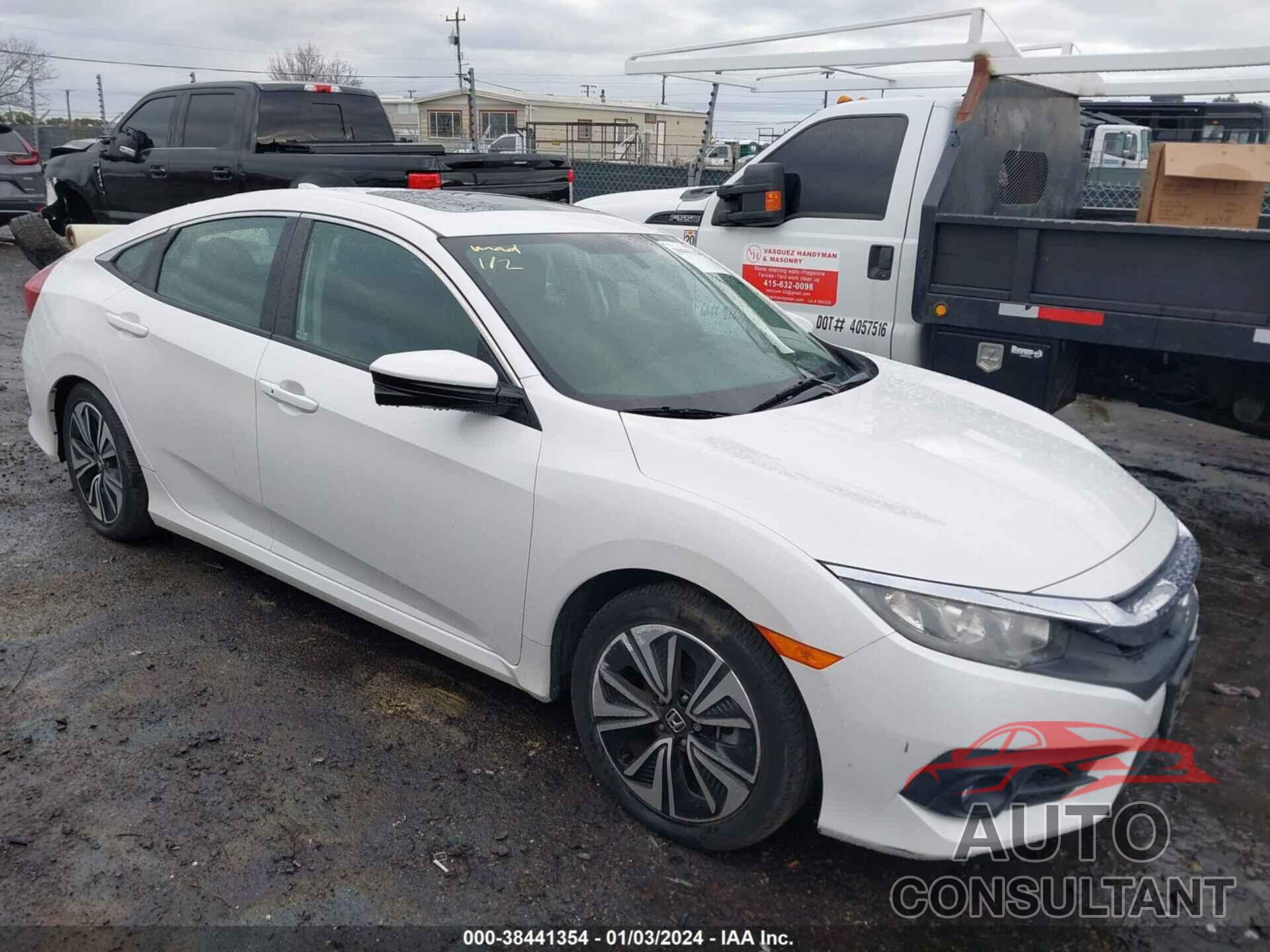 HONDA CIVIC 2018 - 19XFC1E36JE001589