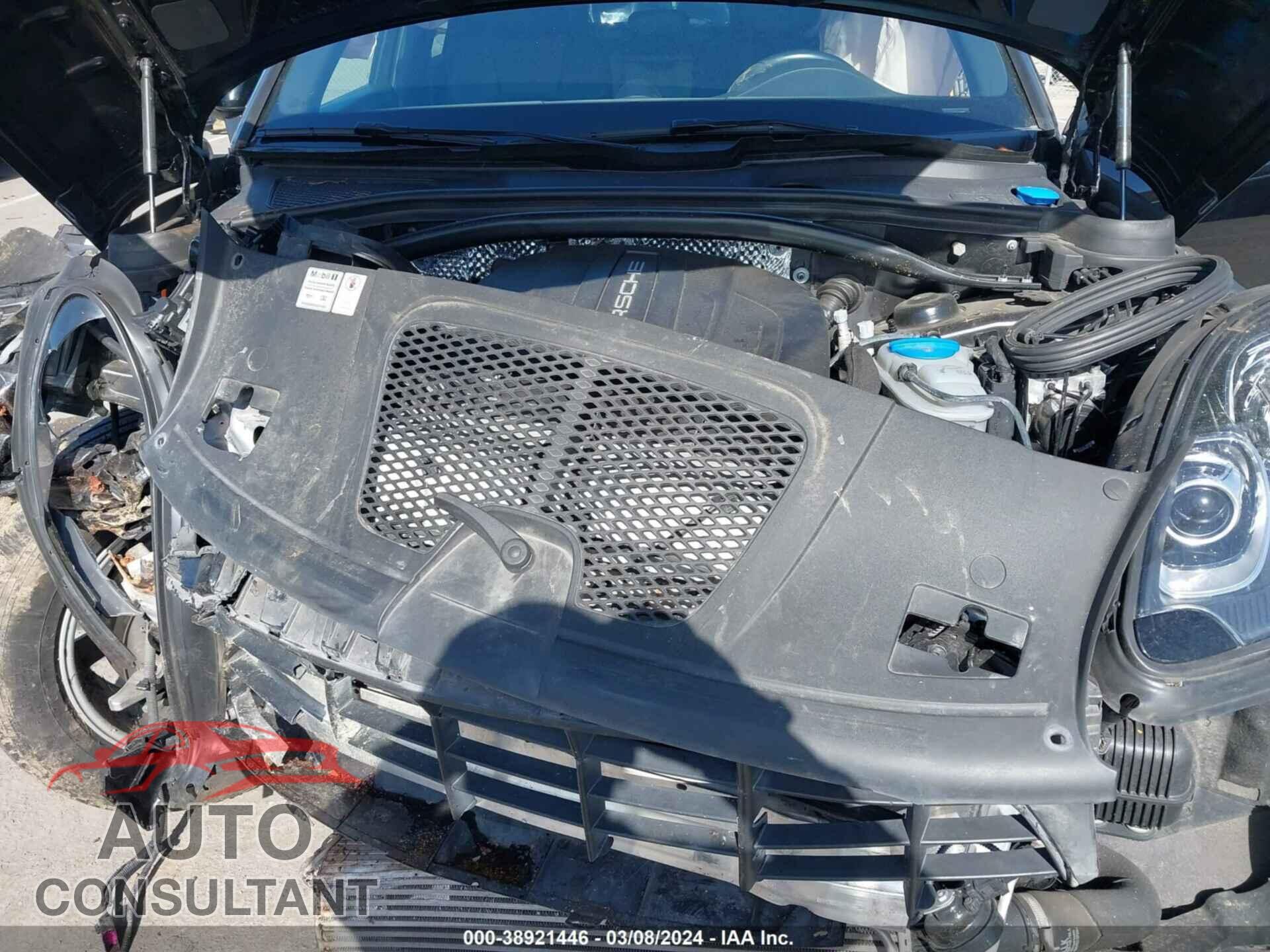 PORSCHE MACAN 2018 - WP1AA2A59JLB09921