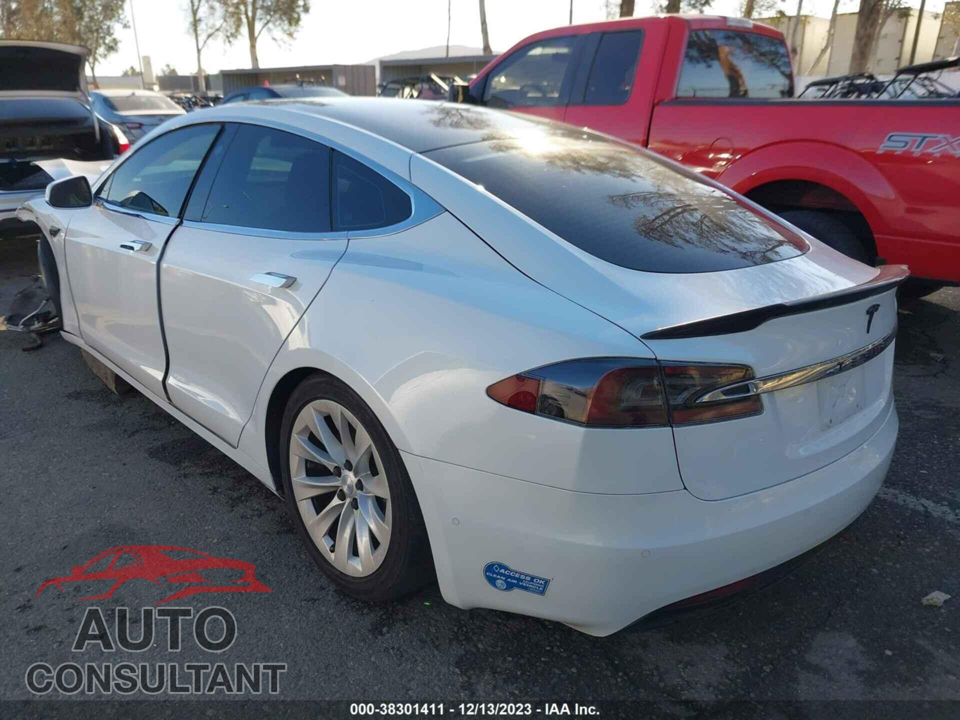 TESLA MODEL S 2017 - 5YJSA1E10HF231197