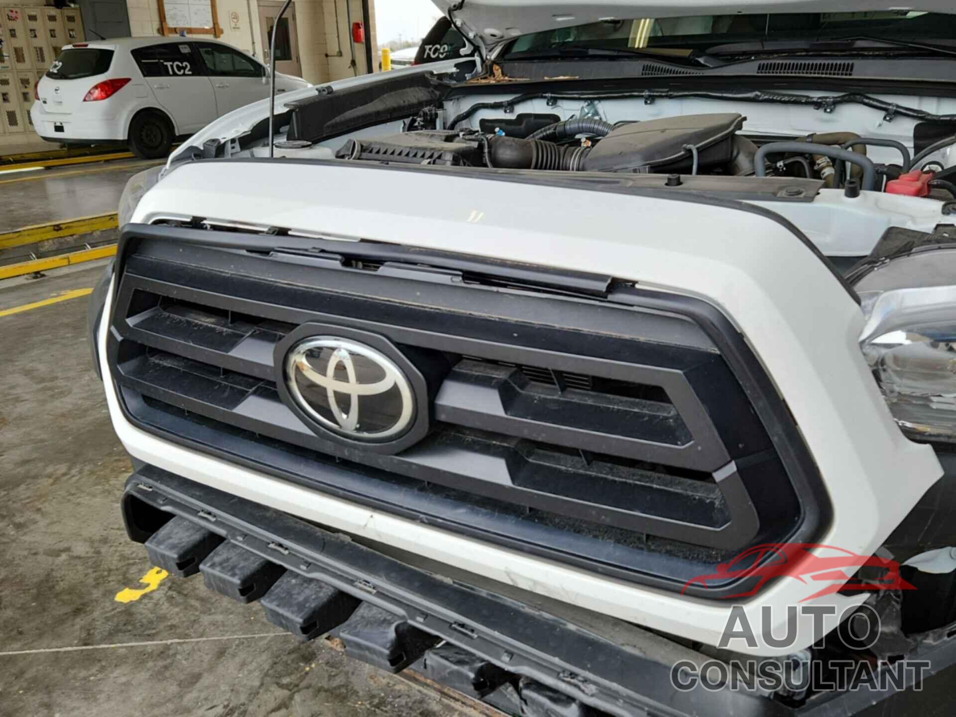 TOYOTA TACOMA 2022 - 3TYRX5GN0NT062041