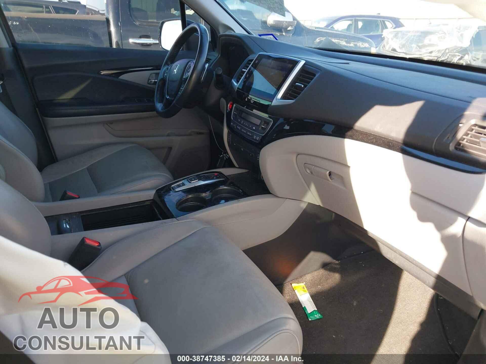 HONDA PILOT 2016 - 5FNYF5H90GB023050