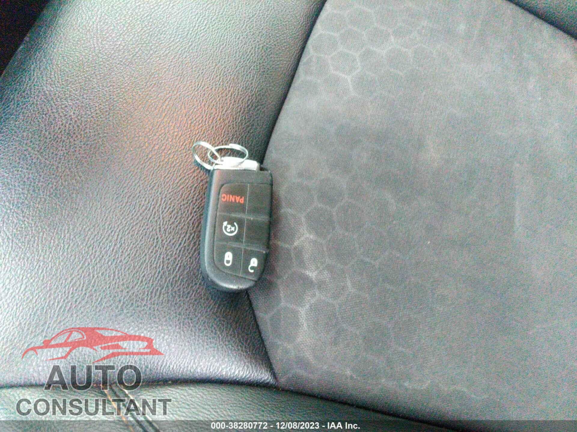 JEEP COMPASS 2019 - 3C4NJDBB2KT850551