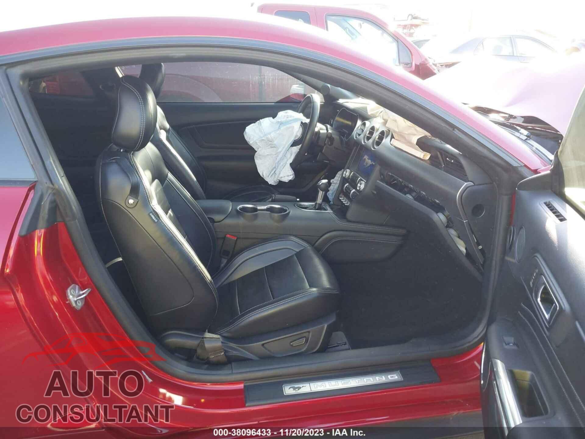 FORD MUSTANG 2020 - 1FA6P8CF8L5103152