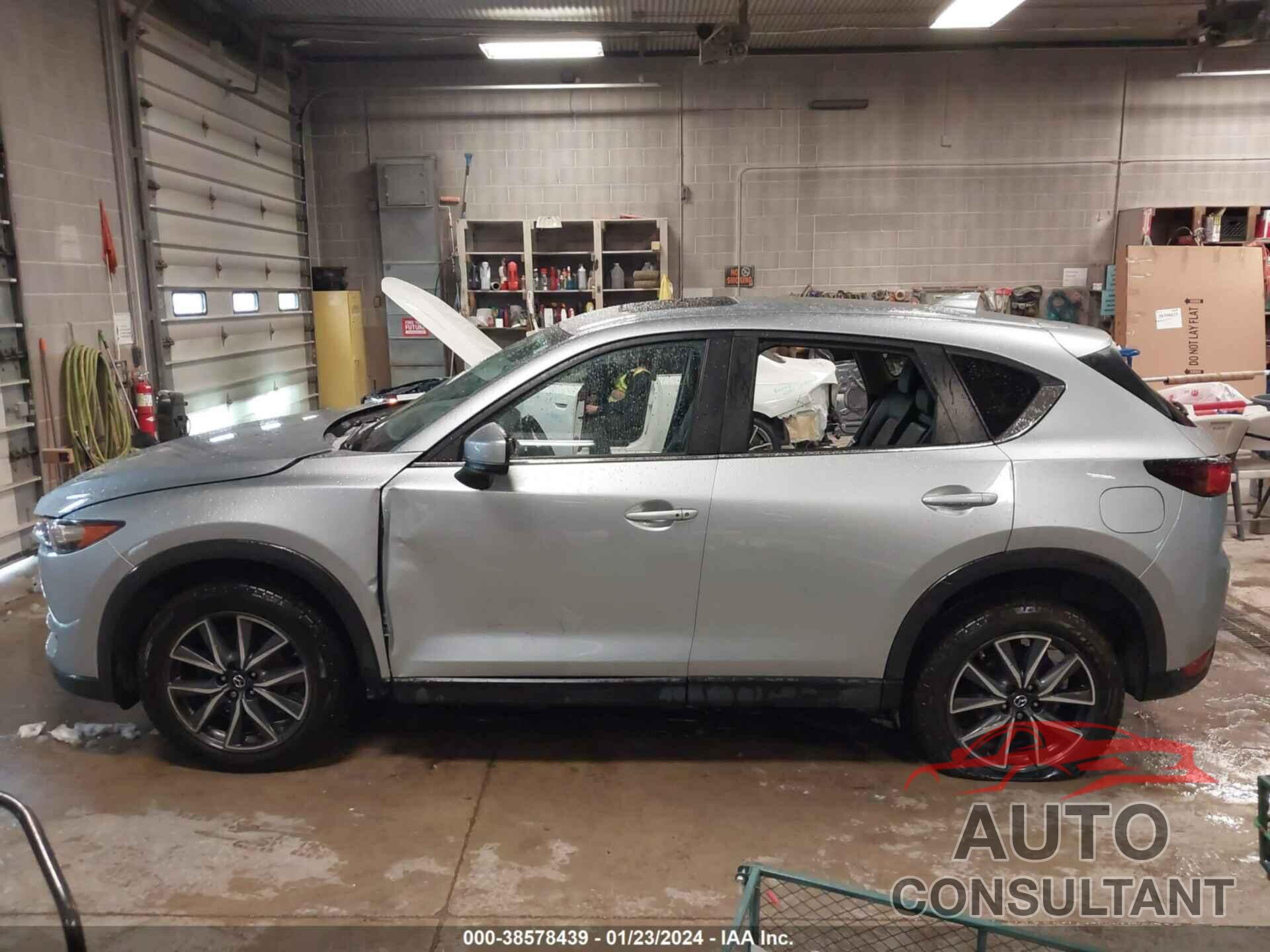 MAZDA CX-5 2018 - JM3KFBCM6J0423644